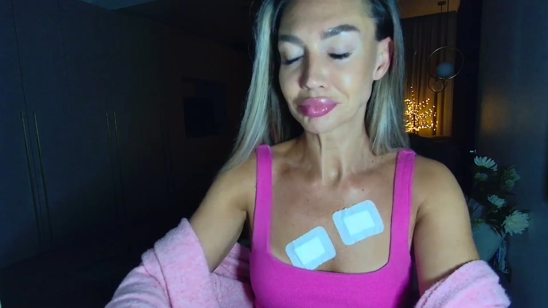 Gallery image thumbnail from Mystery_C's myfreecams stream on, 05/05/2026, 21:24 image 5 of 20