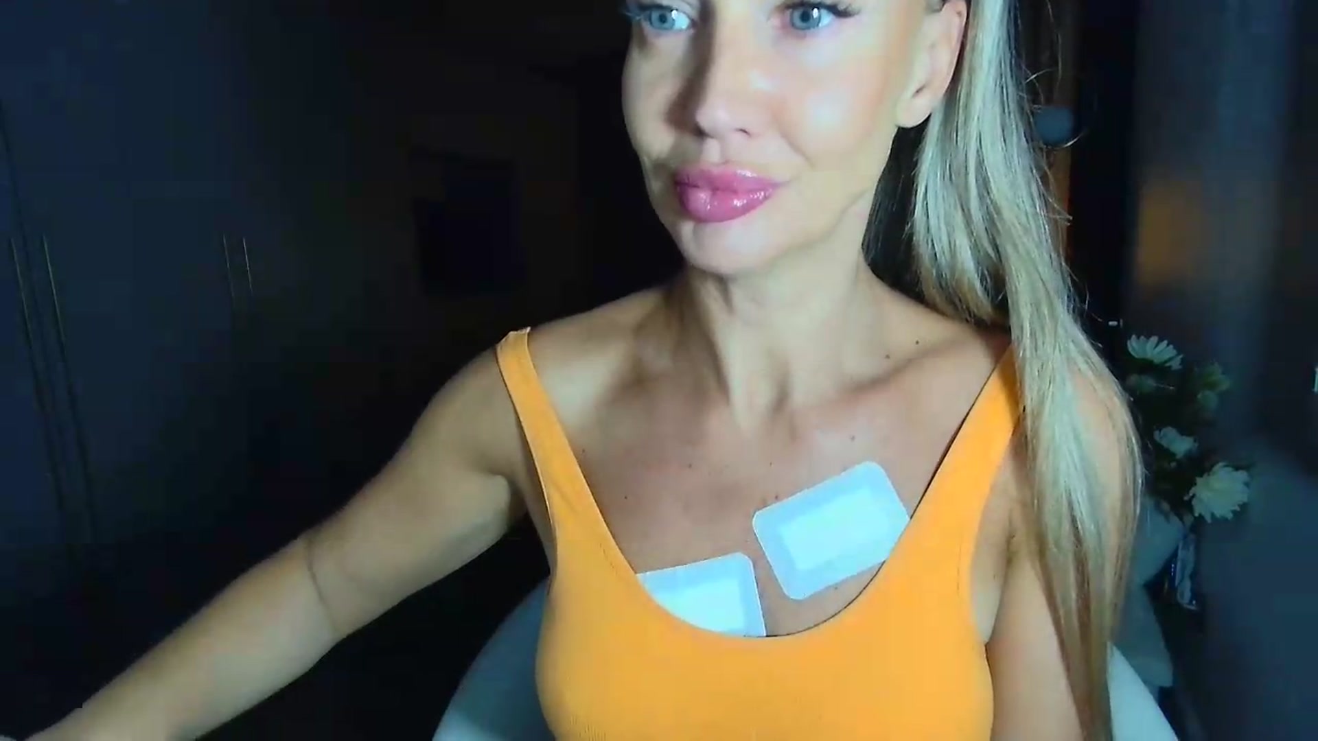 Gallery image thumbnail from Mystery_C's myfreecams stream on, 05/13/2026, 22:16 image 3 of 20