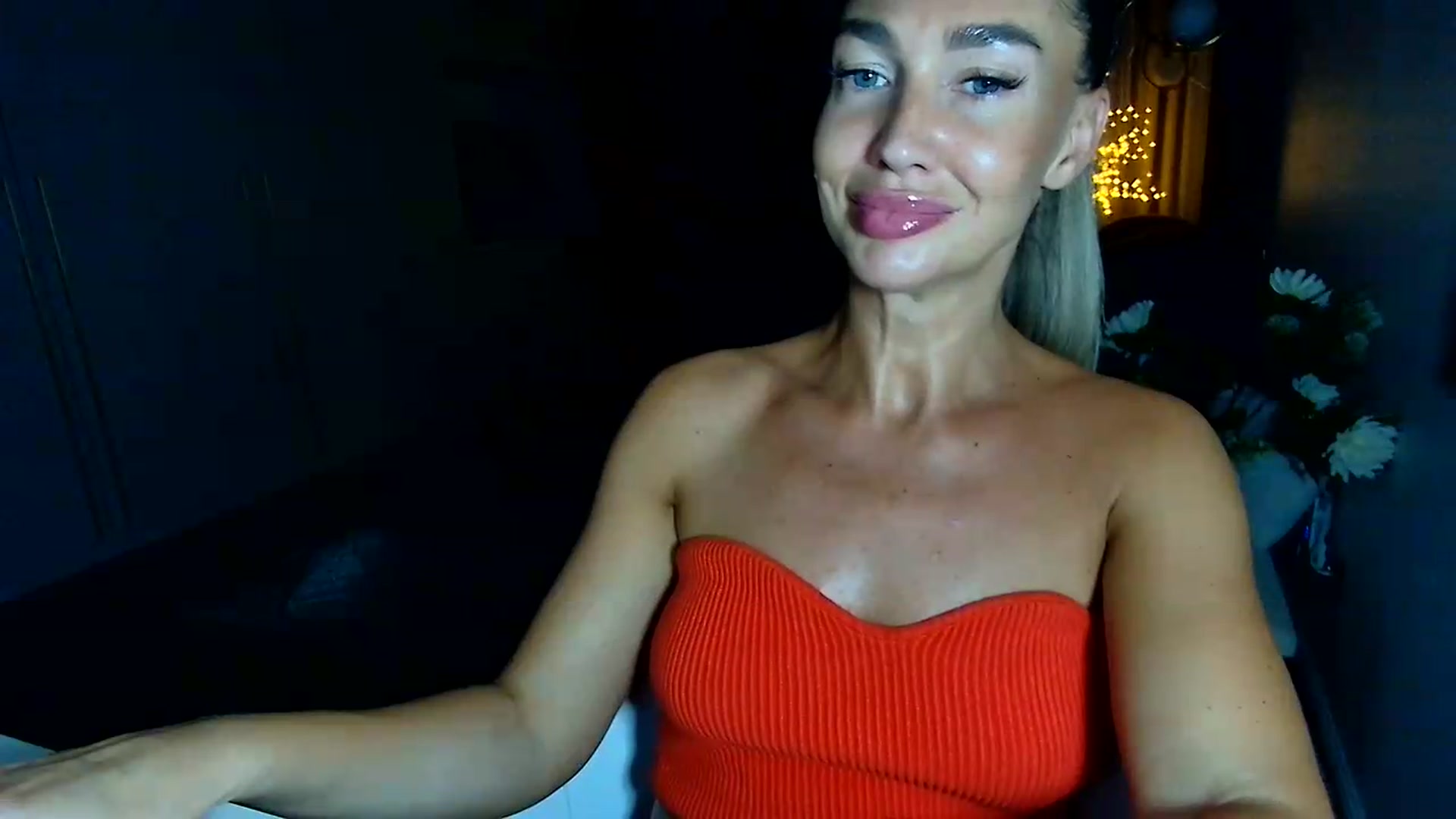 Gallery image thumbnail from Mystery_C's myfreecams stream on, 06/10/2026, 22:03 image 7 of 20