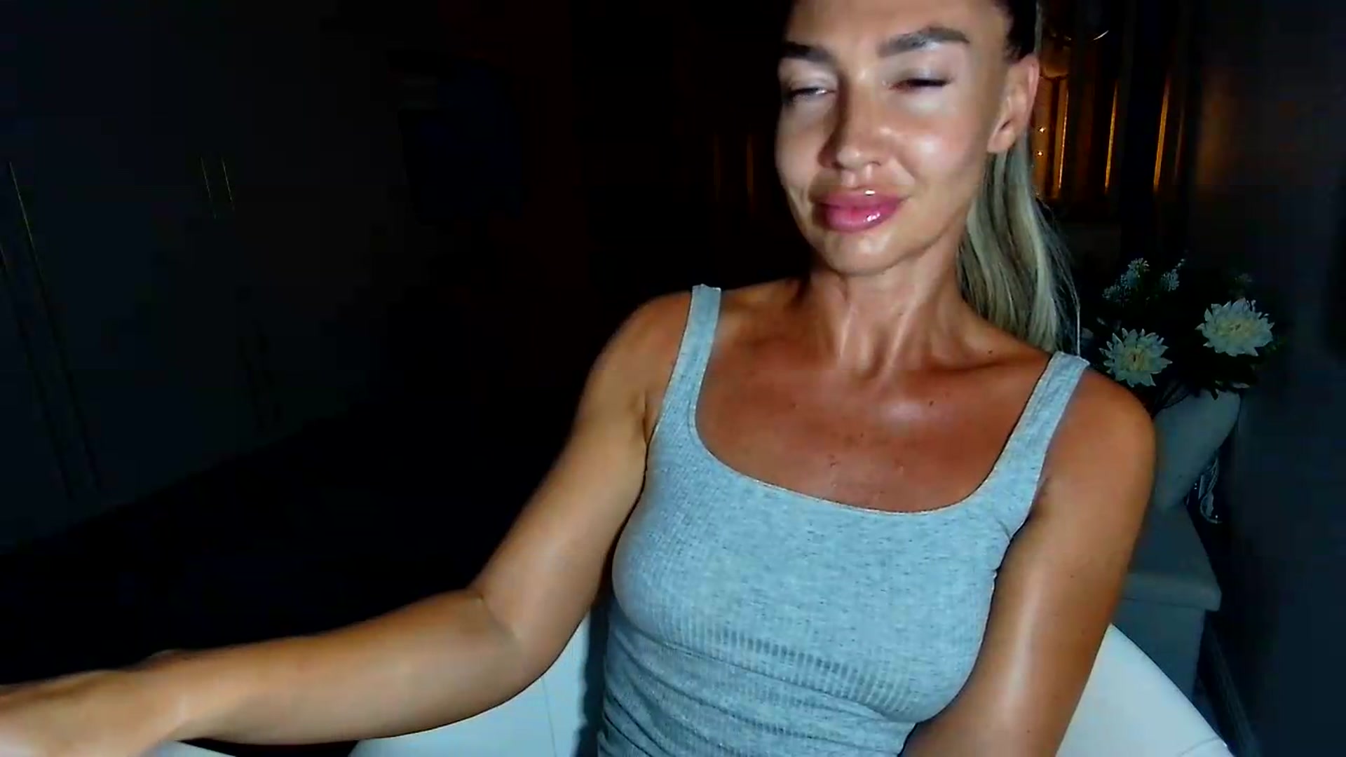 Gallery image thumbnail from Mystery_C's myfreecams stream on, 07/07/2026, 21:10 image 16 of 20
