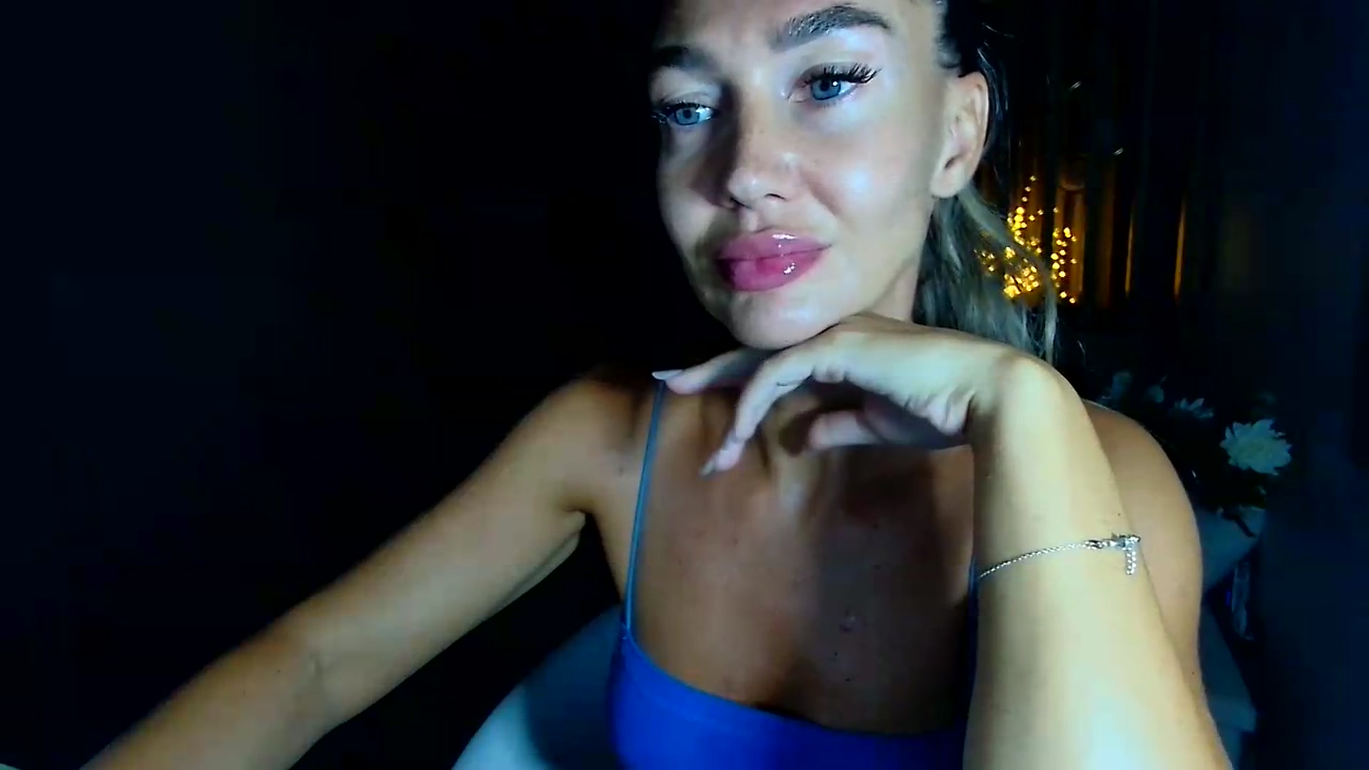 Gallery image thumbnail from Mystery_C's myfreecams stream on, 07/15/2026, 20:49 image 6 of 20