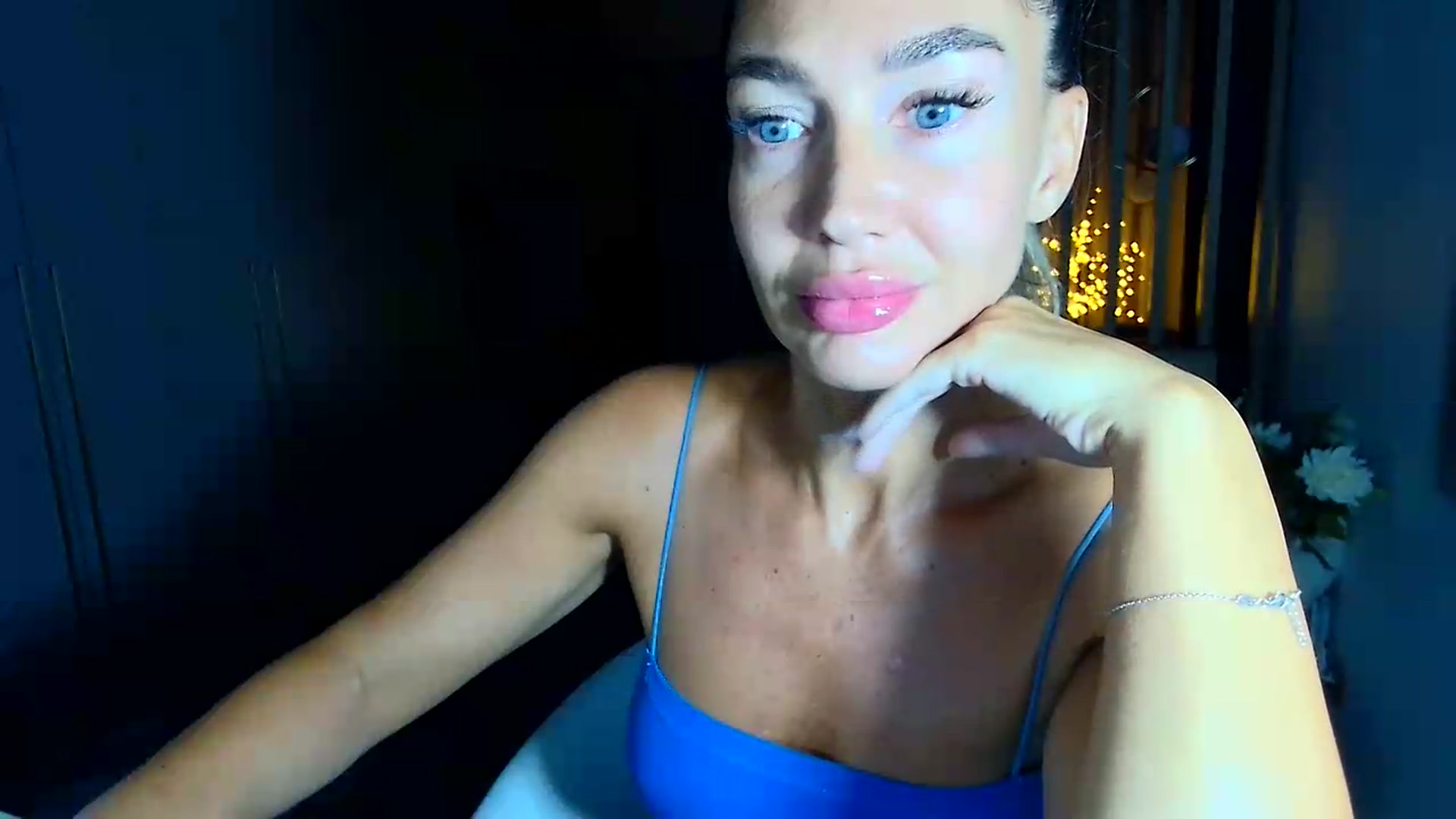 Gallery image thumbnail from Mystery_C's myfreecams stream on, 07/15/2026, 20:49 image 2 of 20