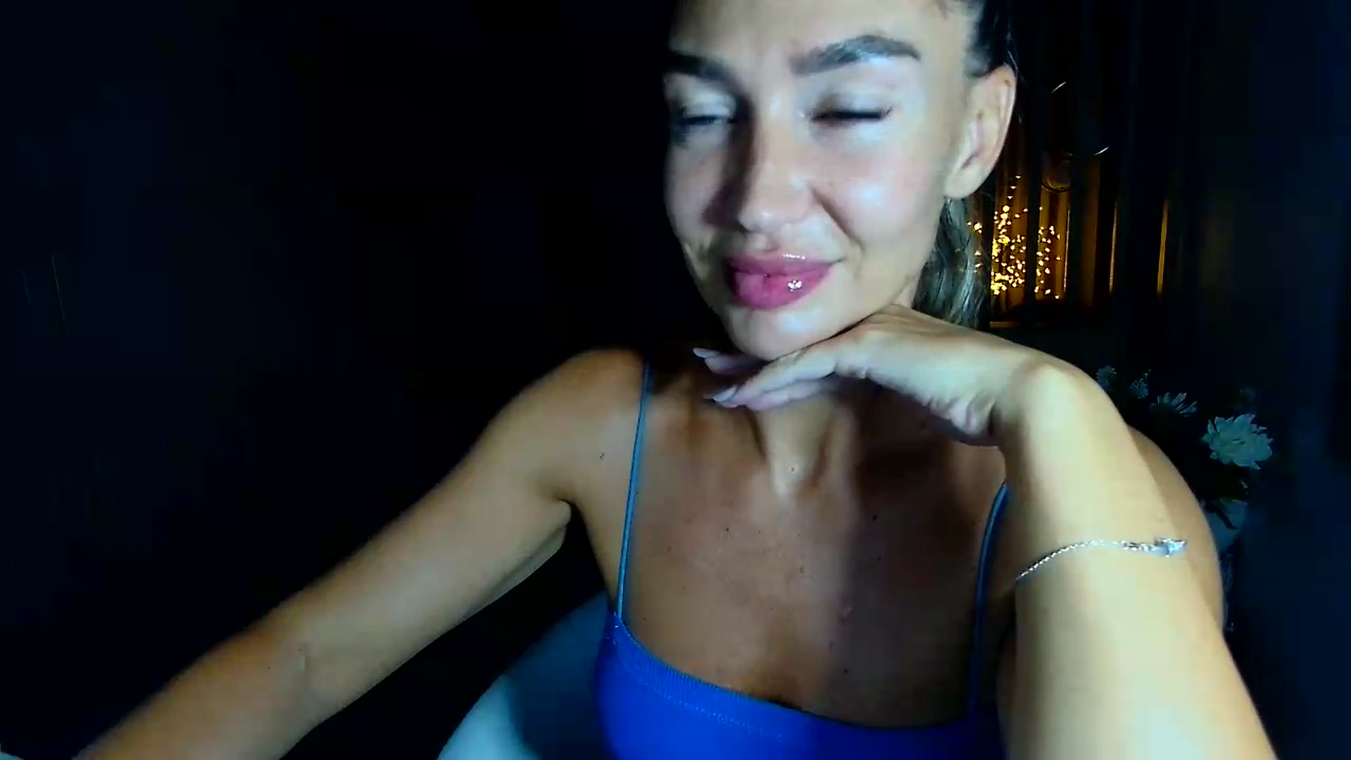 Gallery image thumbnail from Mystery_C's myfreecams stream on, 07/15/2026, 20:49 image 7 of 20