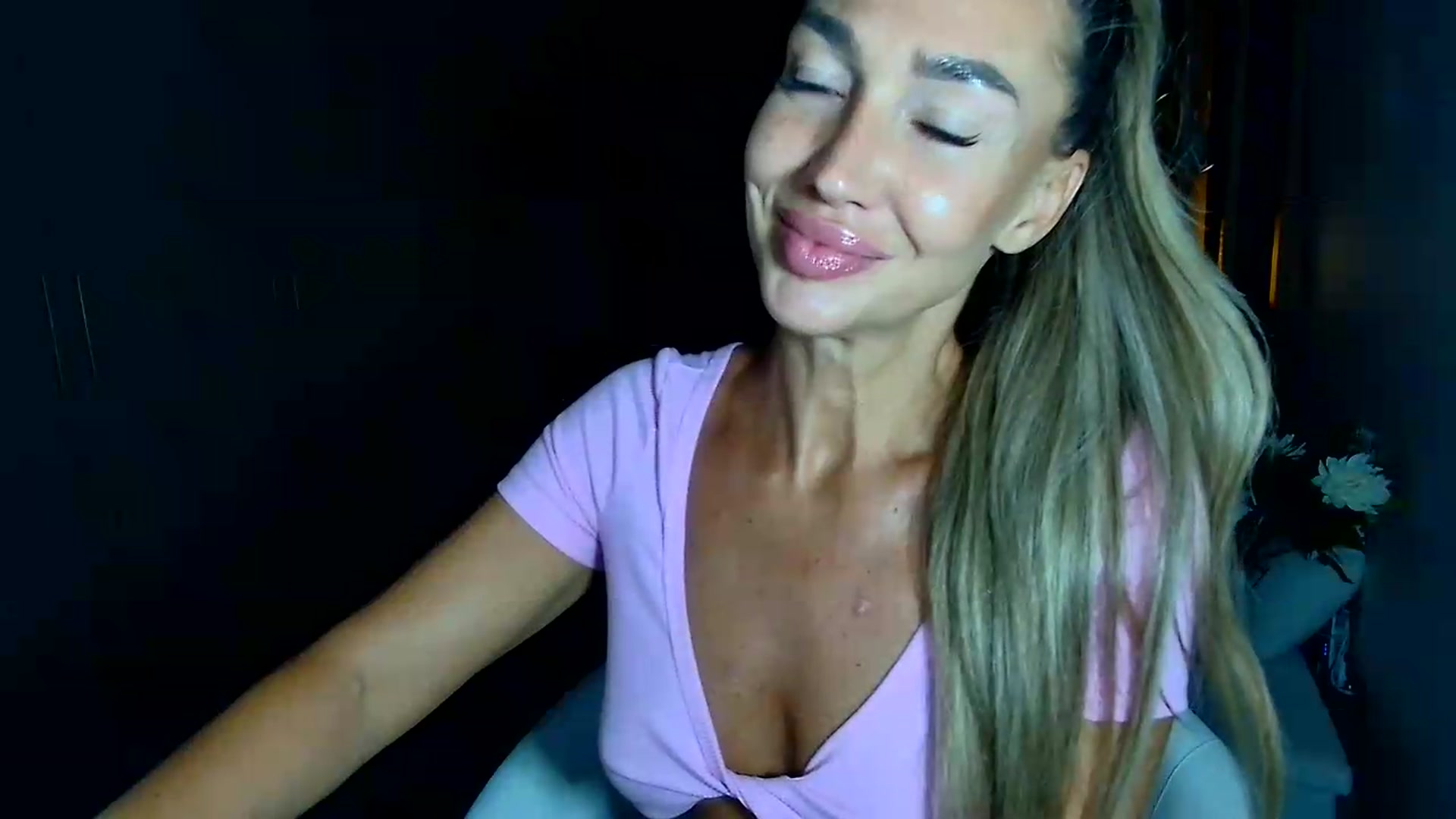 Gallery image thumbnail from Mystery_C's myfreecams stream on, 07/28/2026, 21:49 image 12 of 20