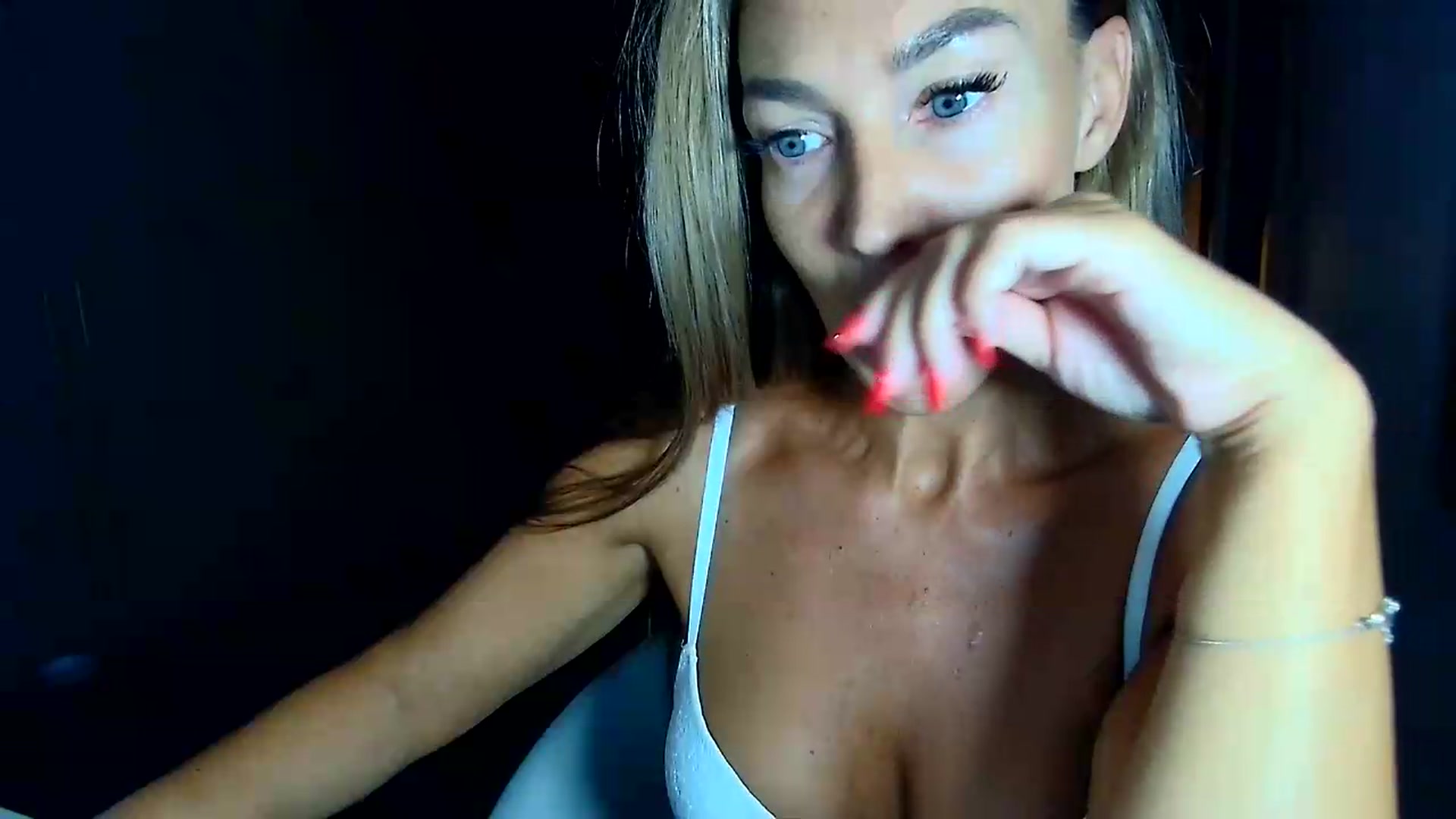 Gallery image thumbnail from Mystery_C's myfreecams stream on, 08/13/2026, 21:41 image 17 of 20