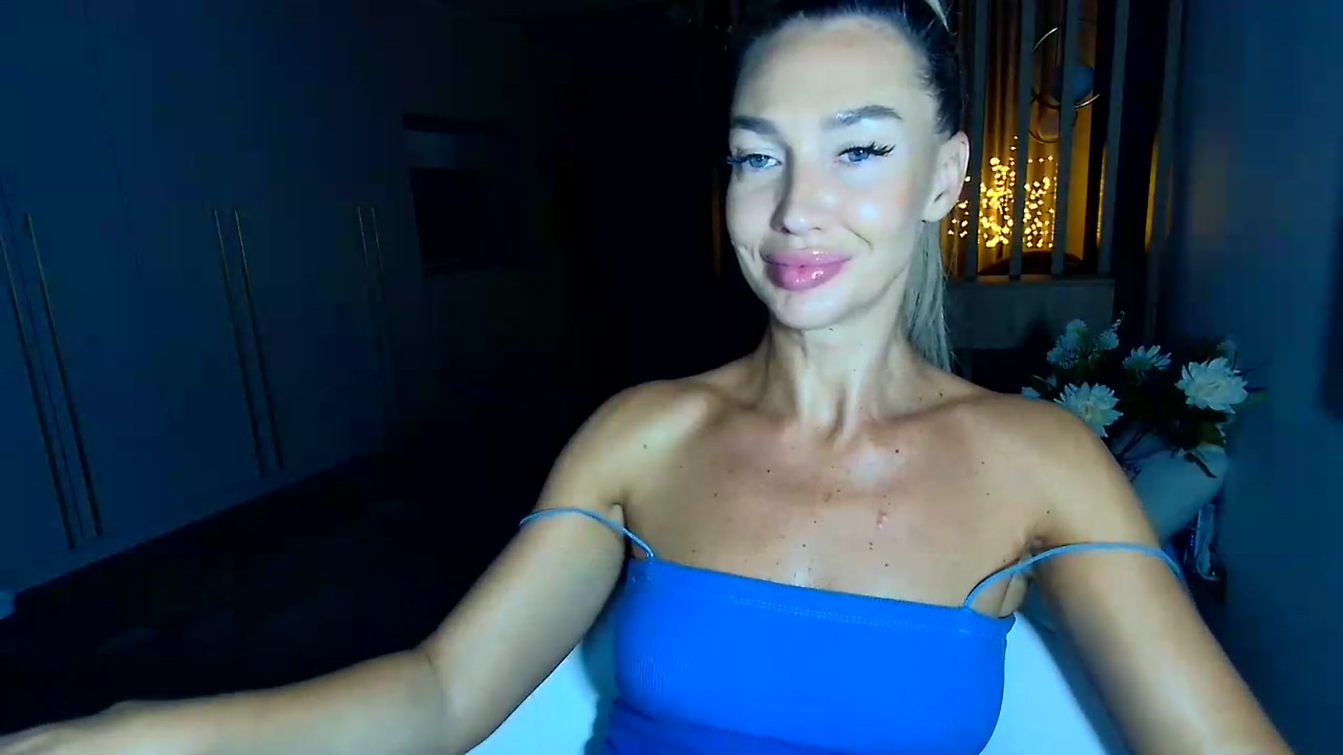 Gallery image thumbnail from Mystery_C's myfreecams stream on, 09/02/2026, 21:26 image 16 of 20