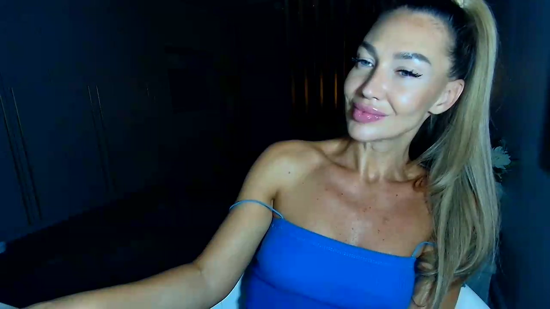 Gallery image thumbnail from Mystery_C's myfreecams stream on, 09/02/2026, 21:26 image 12 of 20