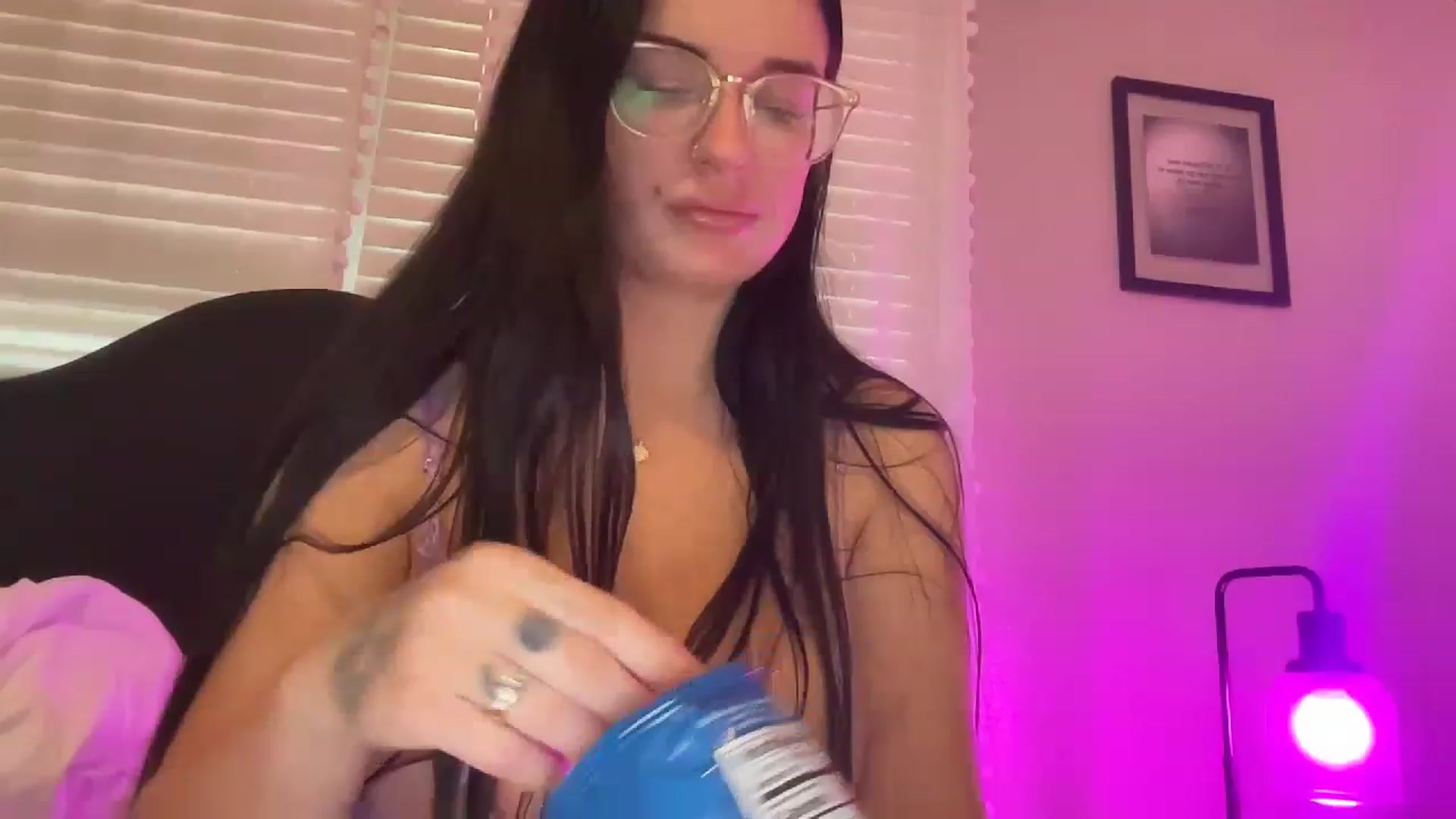 Gallery image thumbnail from Mystery_Milf's myfreecams stream on, 03/23/2023, 14:29 image 3 of 20