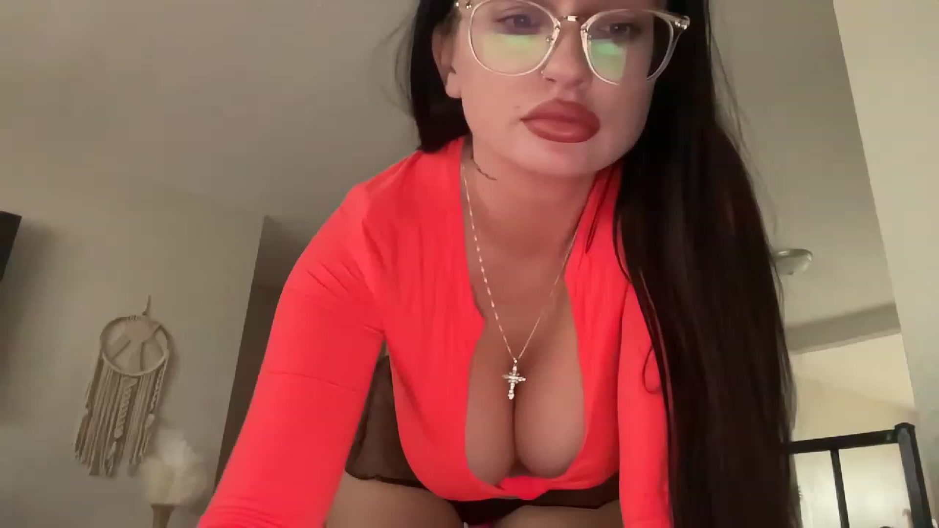 Gallery image thumbnail from Mystery_Milf's myfreecams stream on, 03/28/2023, 14:36 image 6 of 20