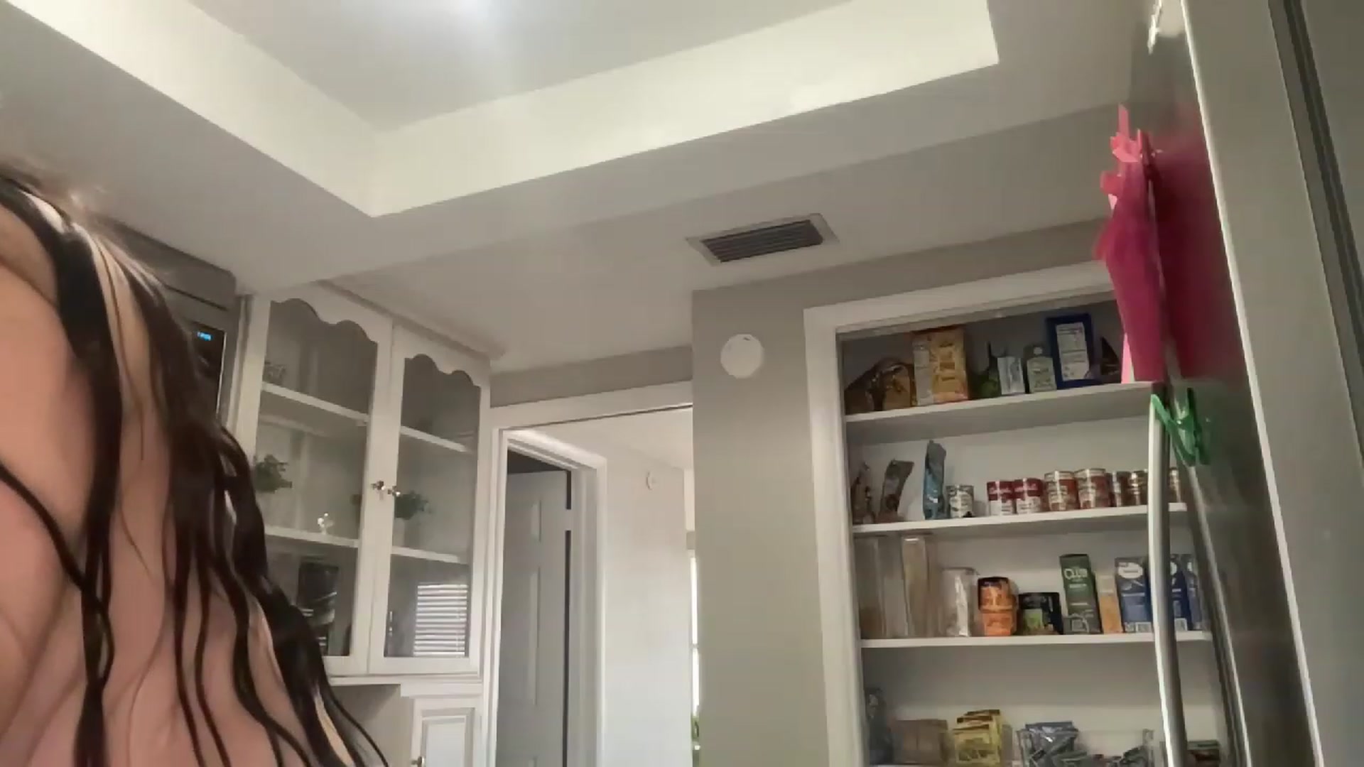 Gallery image thumbnail from Mystery_Milf's myfreecams stream on, 04/10/2023, 16:01 image 4 of 20