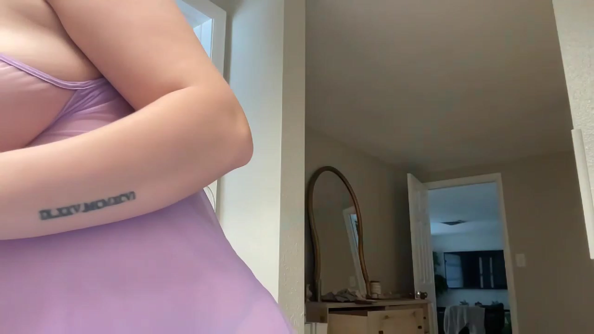 Gallery image thumbnail from Mystery_Milf's myfreecams stream on, 06/19/2023, 16:29 image 1 of 20