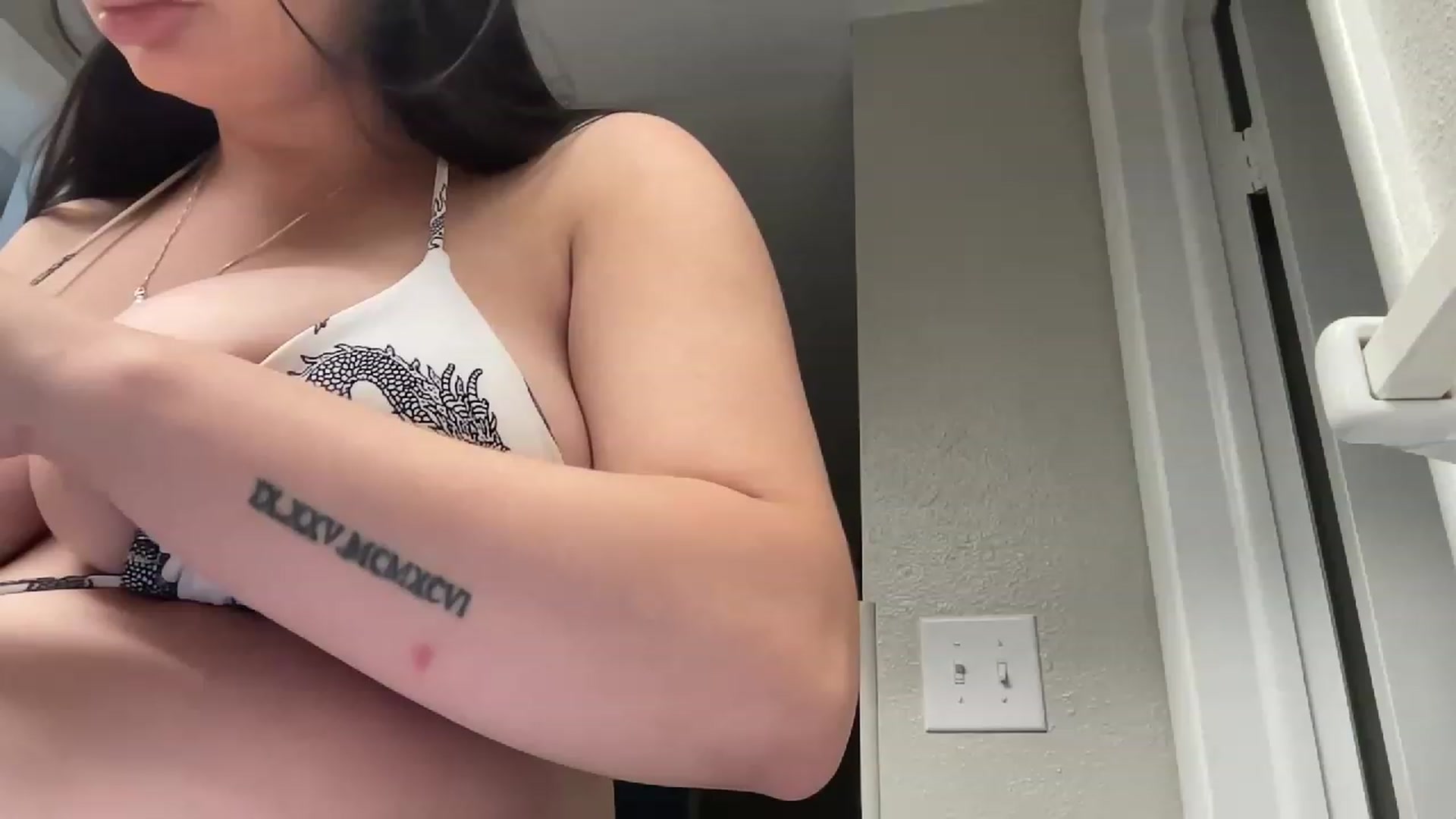 Gallery image thumbnail from Mystery_Milf's myfreecams stream on, 07/10/2023, 16:23 image 11 of 20