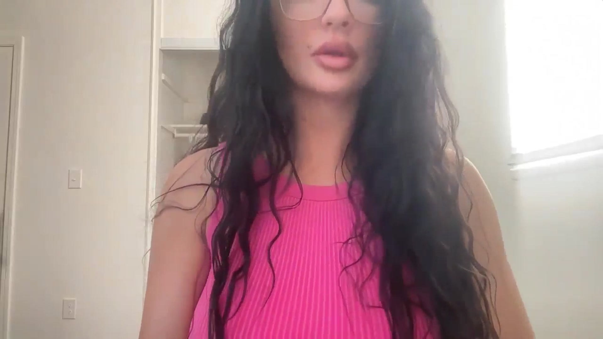 Gallery image thumbnail from Mystery_Milf's myfreecams stream on, 01/08/2025, 20:09 image 20 of 20