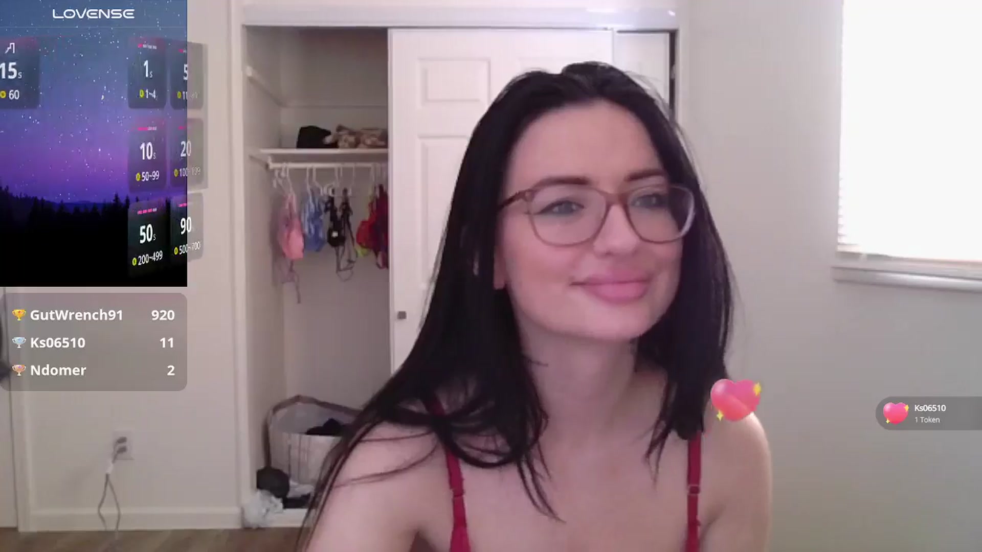 Gallery image thumbnail from Mystery_Milf's myfreecams stream on, 01/27/2025, 17:35 image 13 of 20