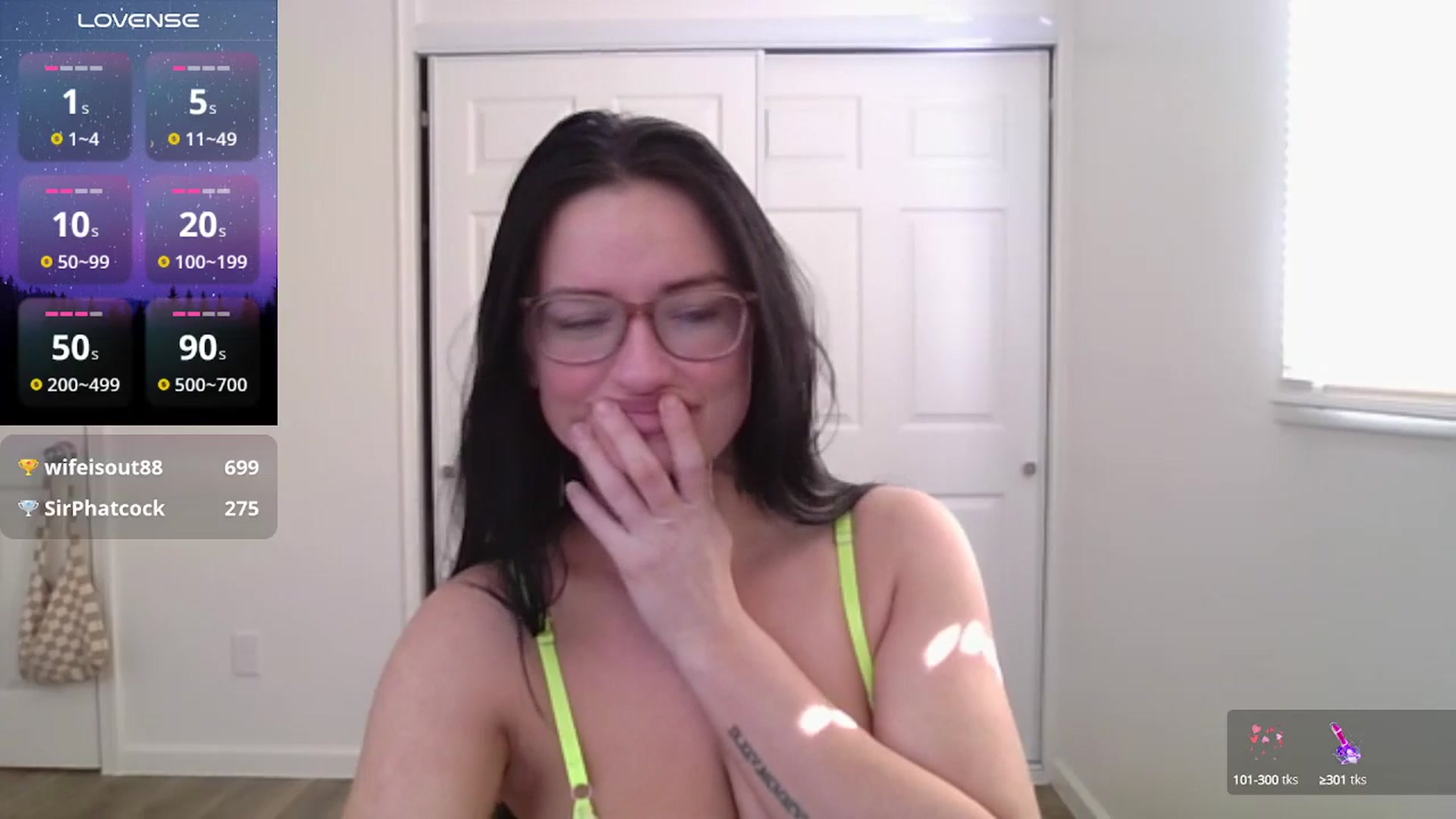 Gallery image thumbnail from Mystery_Milf's myfreecams stream on, 02/03/2025, 18:23 image 19 of 20