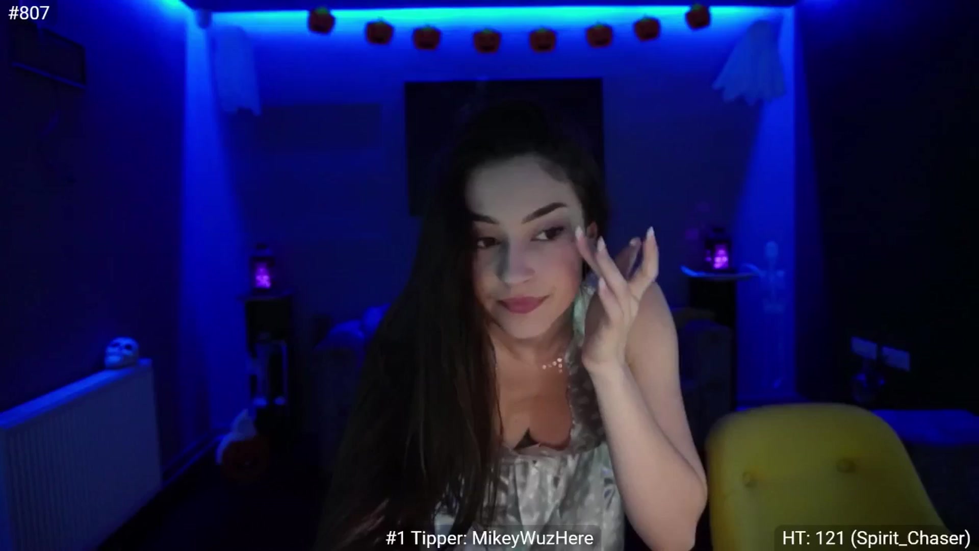 Gallery image thumbnail from Mystic_Ruby's myfreecams stream on, 10/14/2024, 07:30 image 7 of 20