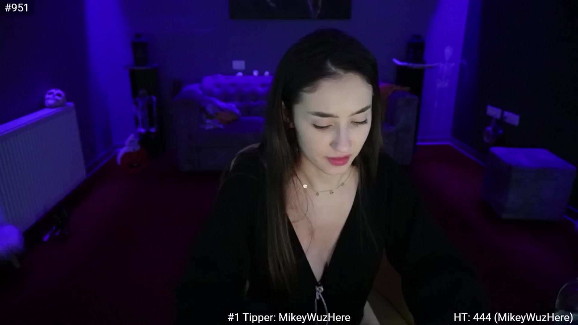Gallery image thumbnail from Mystic_Ruby's myfreecams stream on, 10/18/2024, 07:31 image 5 of 20