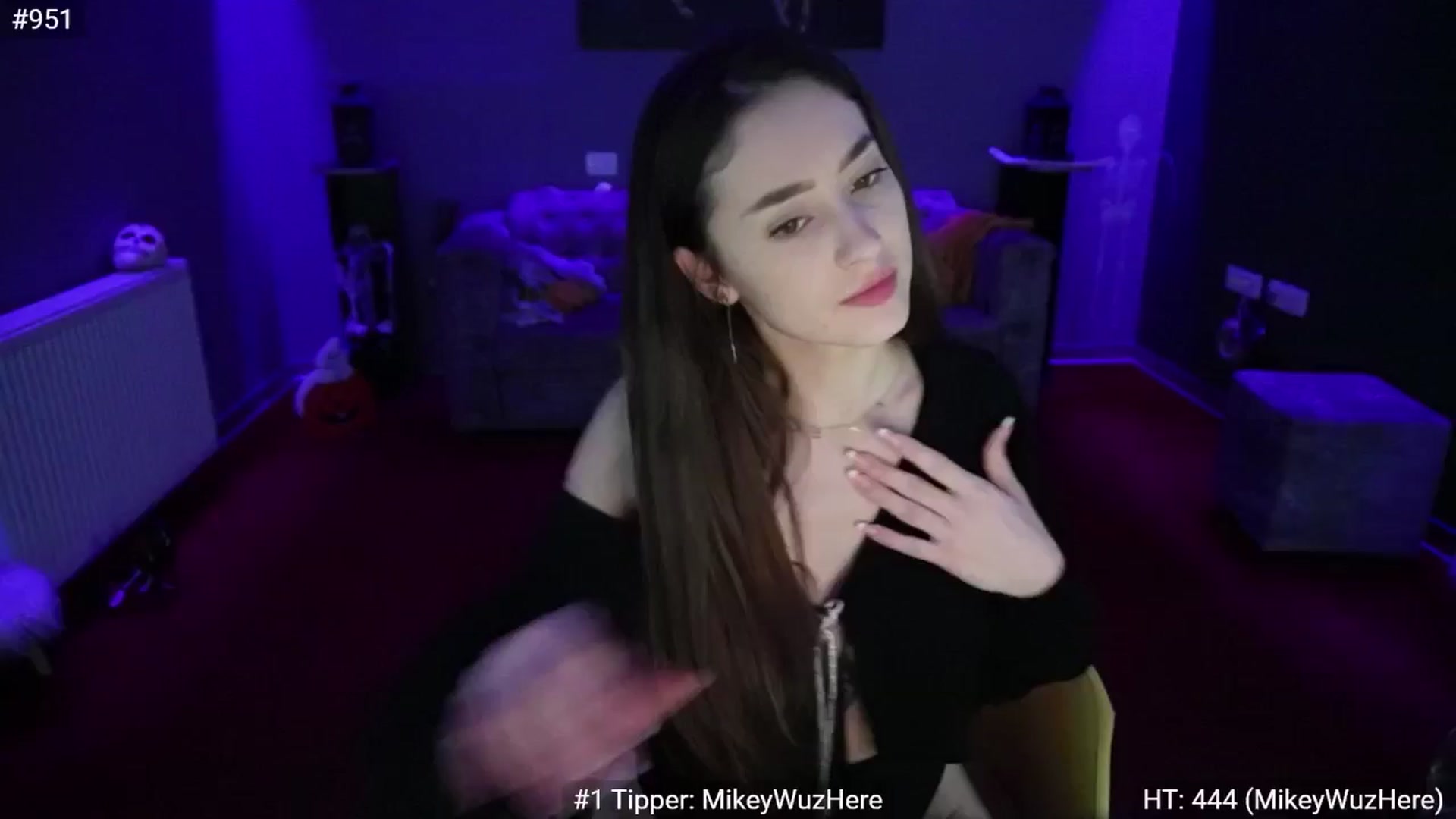 Gallery image thumbnail from Mystic_Ruby's myfreecams stream on, 10/18/2024, 07:31 image 7 of 20