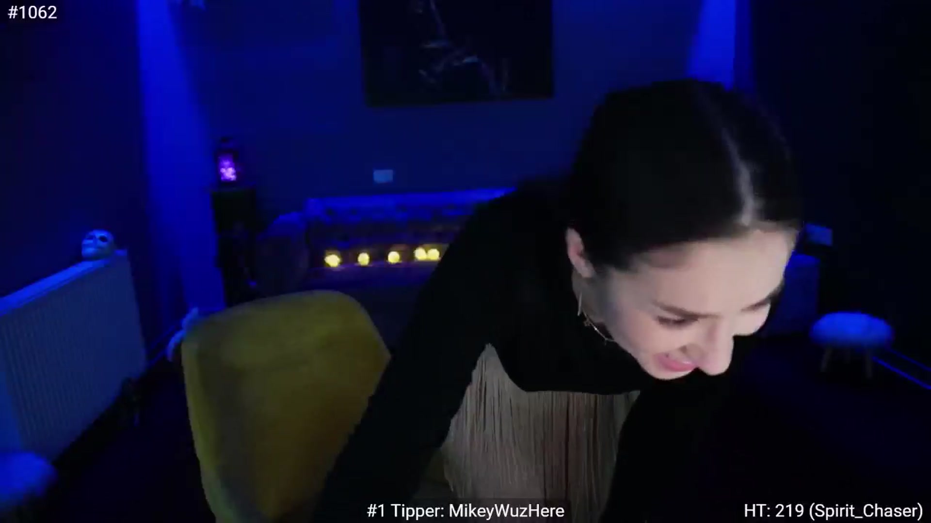 Gallery image thumbnail from Mystic_Ruby's myfreecams stream on, 10/23/2024, 07:52 image 6 of 20