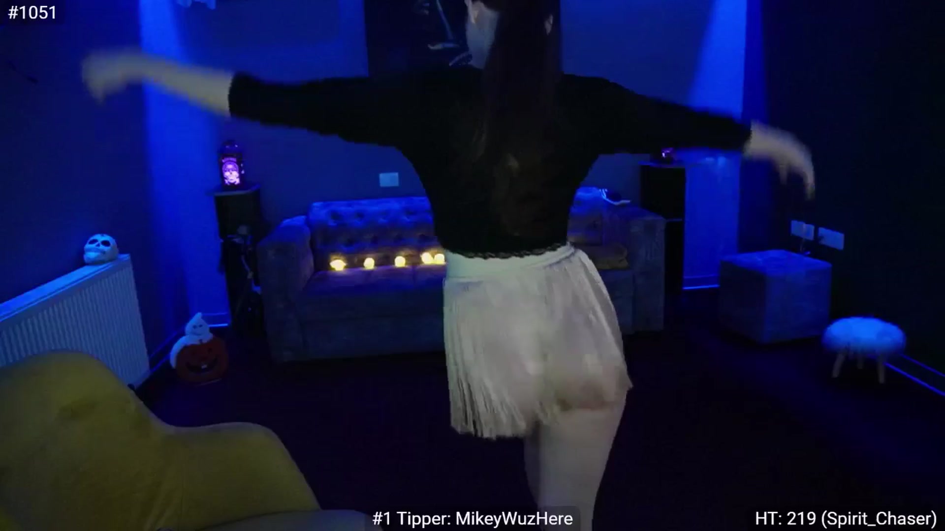 Gallery image thumbnail from Mystic_Ruby's myfreecams stream on, 10/23/2024, 07:52 image 7 of 20