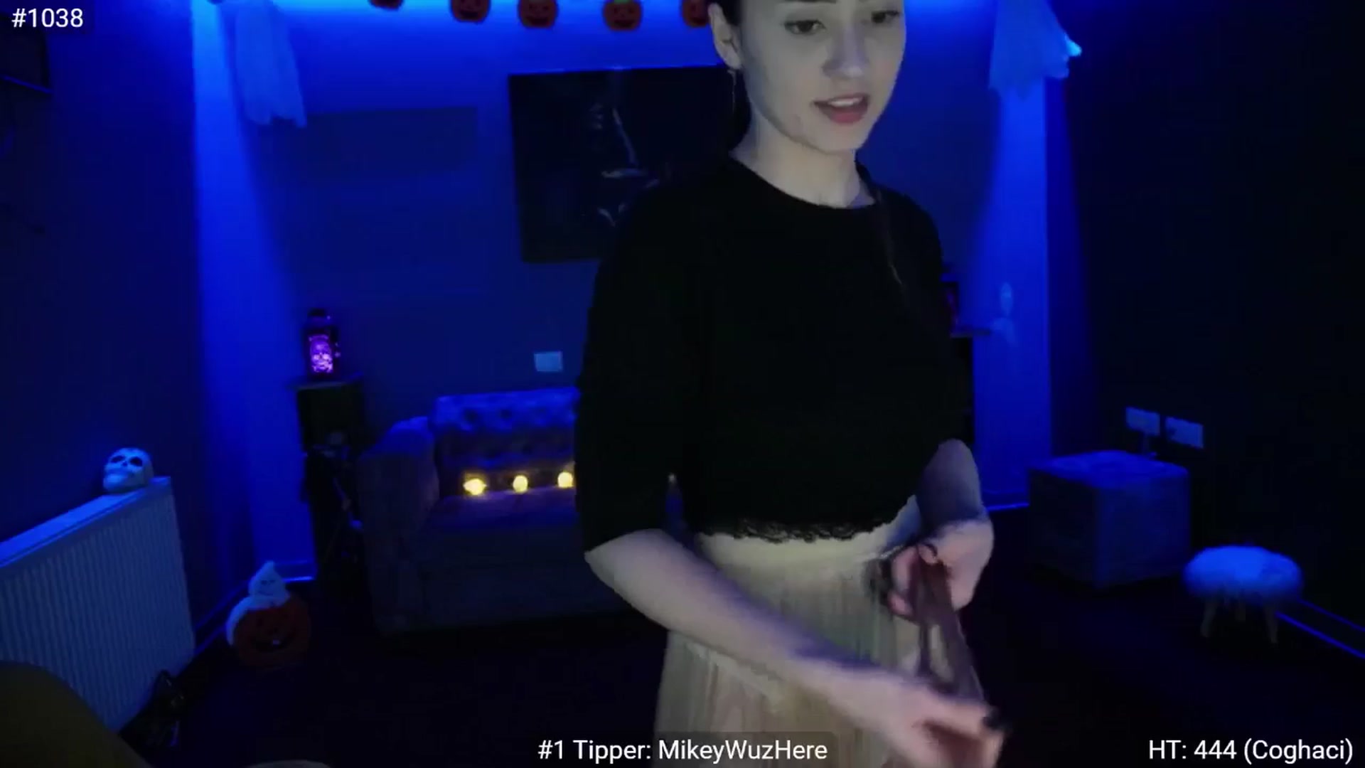 Gallery image thumbnail from Mystic_Ruby's myfreecams stream on, 10/23/2024, 07:52 image 13 of 20
