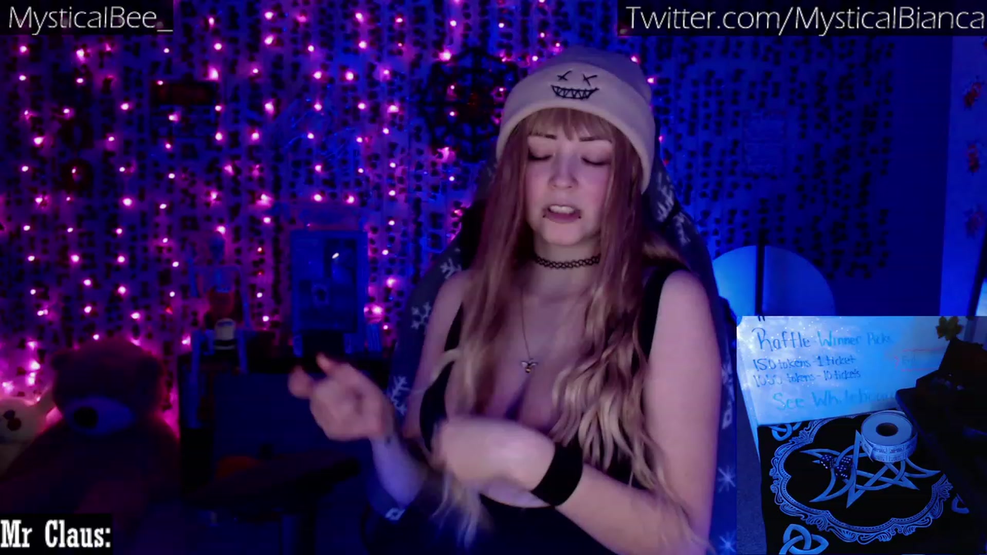 Gallery image thumbnail from MysticalBee_'s myfreecams stream on, 12/13/2022, 24:00 image 2 of 20