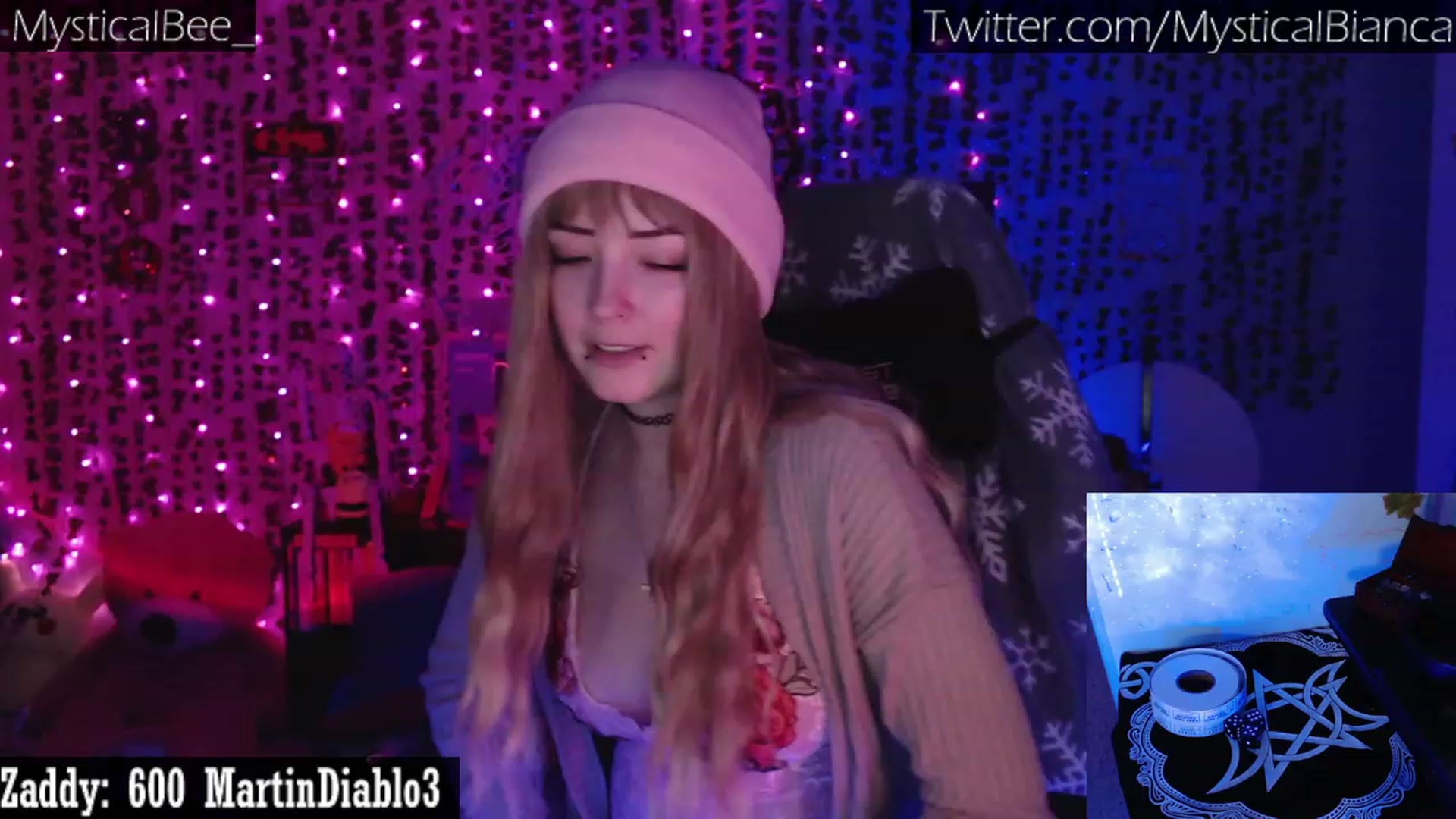 Gallery image thumbnail from MysticalBee_'s myfreecams stream on, 12/28/2022, 02:17 image 1 of 20