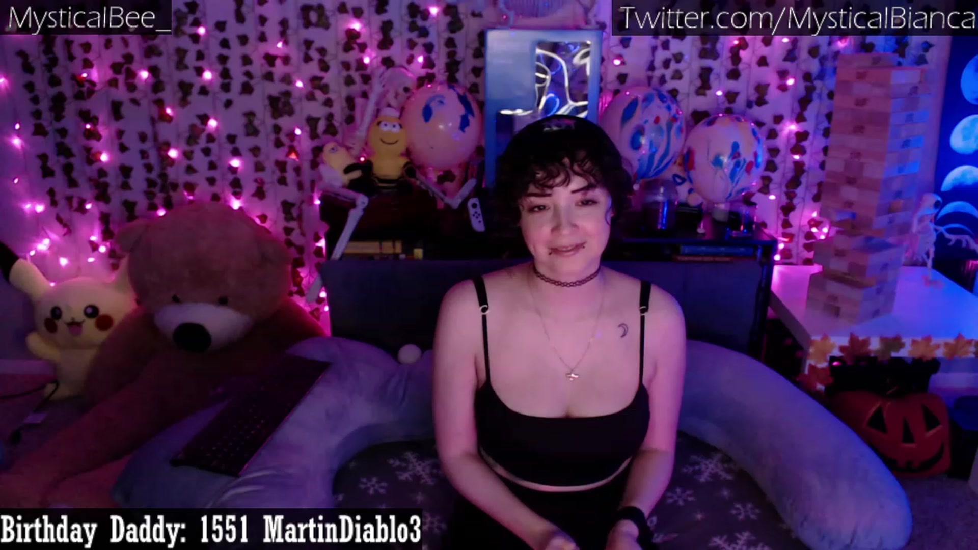 Gallery image thumbnail from MysticalBee_'s myfreecams stream on, 01/22/2023, 02:00 image 10 of 20