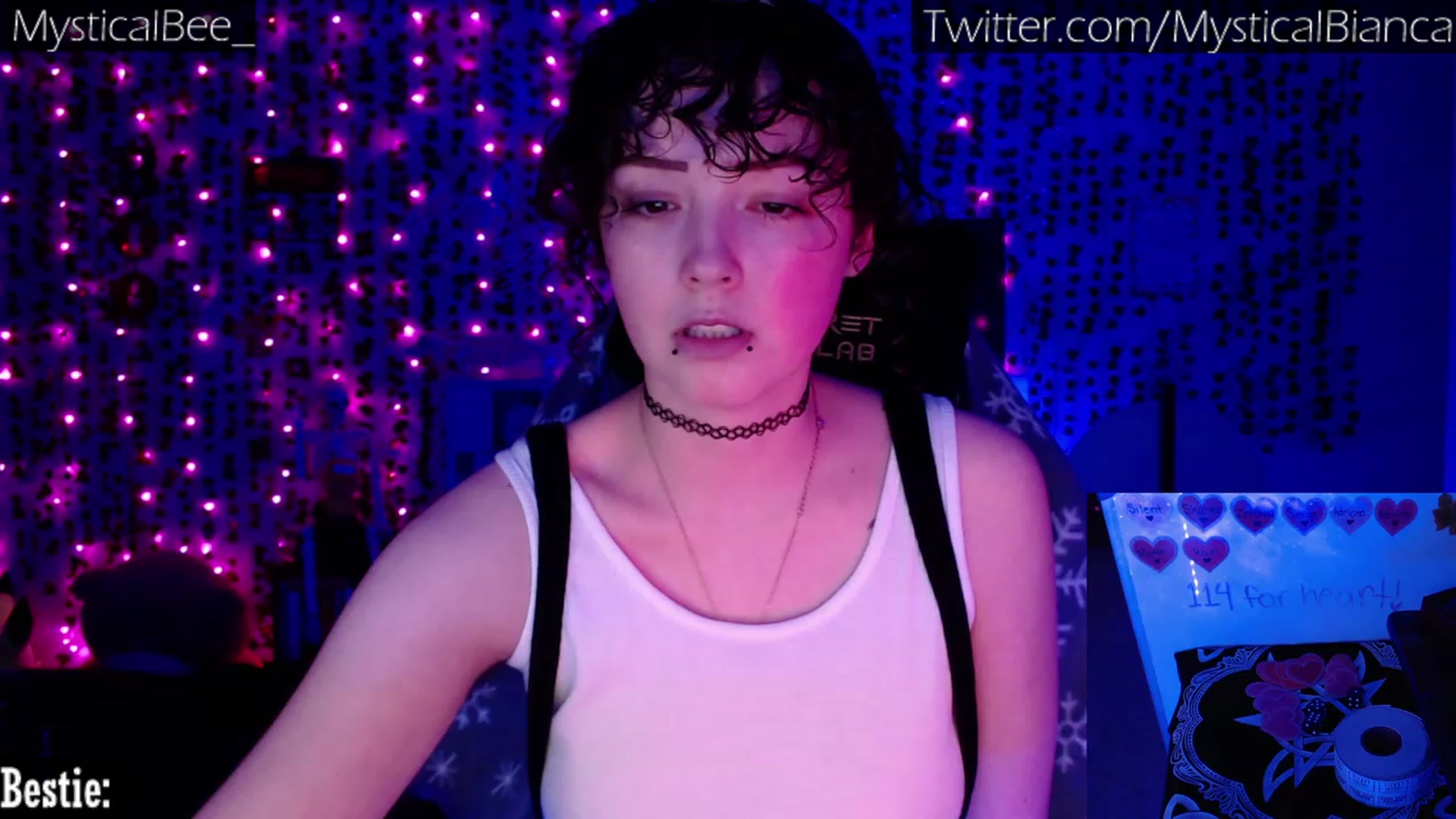 Gallery image thumbnail from MysticalBee_'s myfreecams stream on, 03/13/2023, 03:20 image 2 of 20