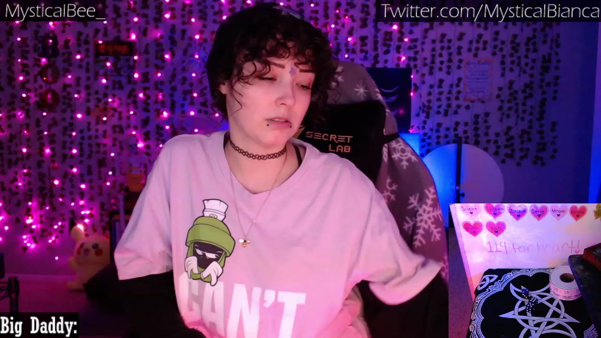 Gallery image thumbnail from MysticalBee_'s myfreecams stream on, 03/29/2023, 01:13 image 15 of 20