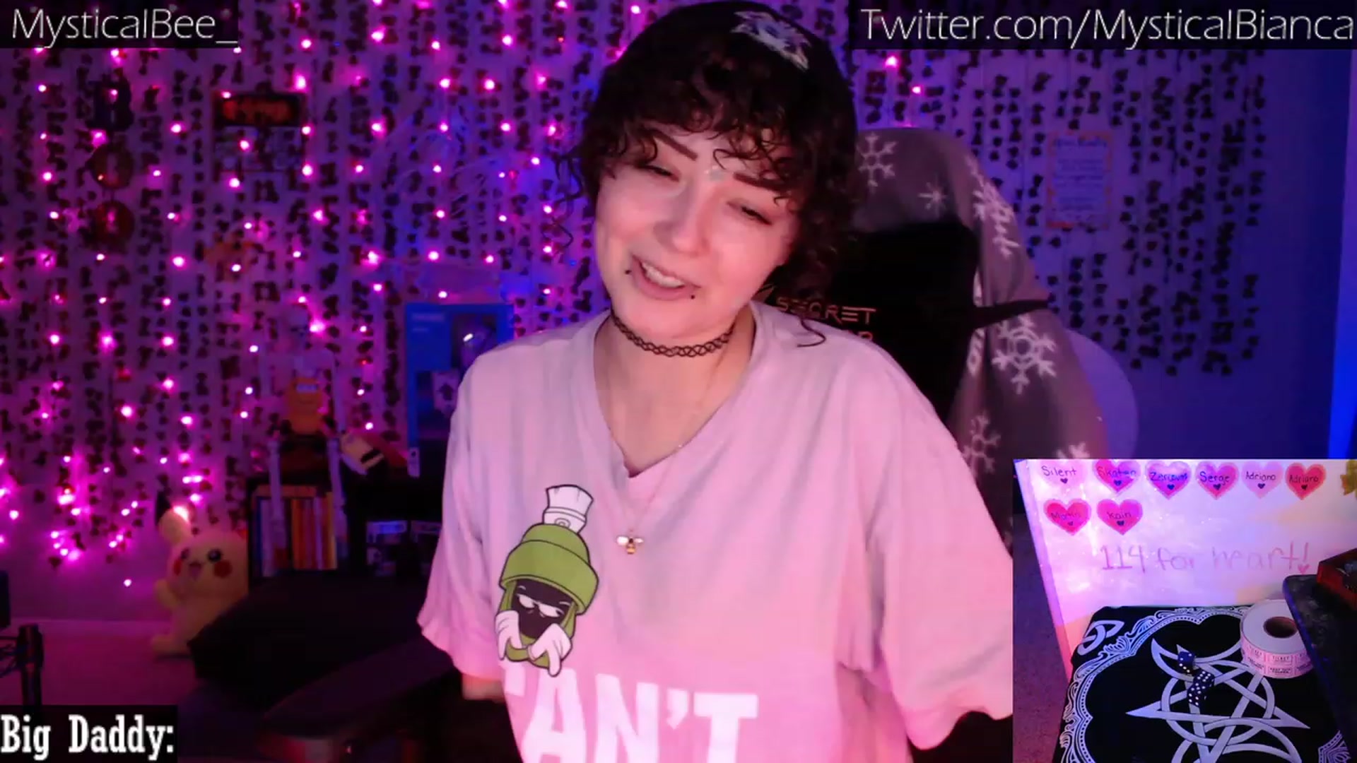 Gallery image thumbnail from MysticalBee_'s myfreecams stream on, 03/29/2023, 01:13 image 10 of 20