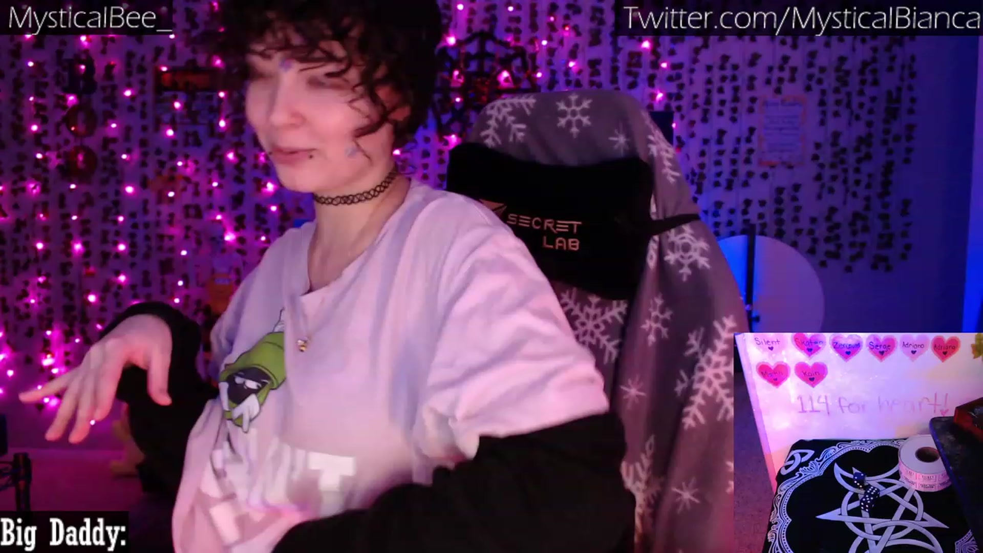 Gallery image thumbnail from MysticalBee_'s myfreecams stream on, 03/29/2023, 01:13 image 6 of 20