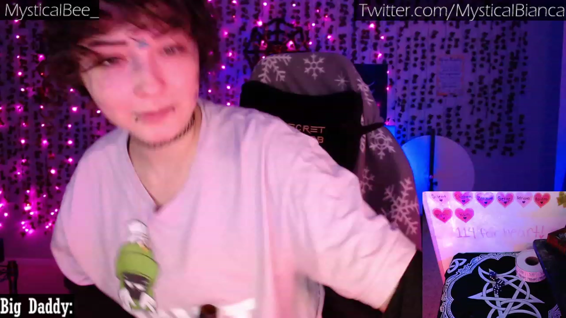 Gallery image thumbnail from MysticalBee_'s myfreecams stream on, 03/29/2023, 01:13 image 4 of 20