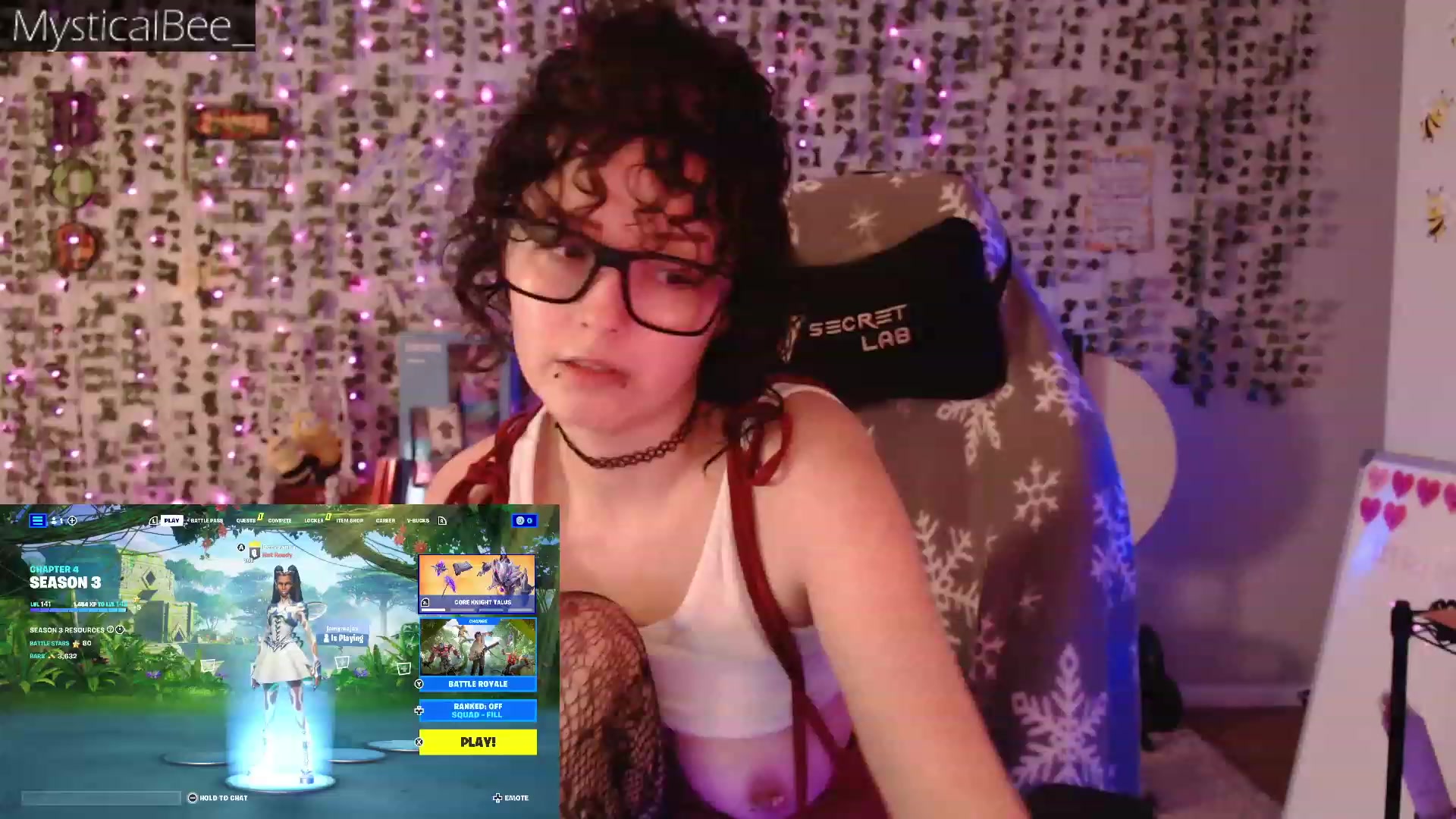 Gallery image thumbnail from MysticalBee_'s myfreecams stream on, 08/06/2023, 24:44 image 17 of 20