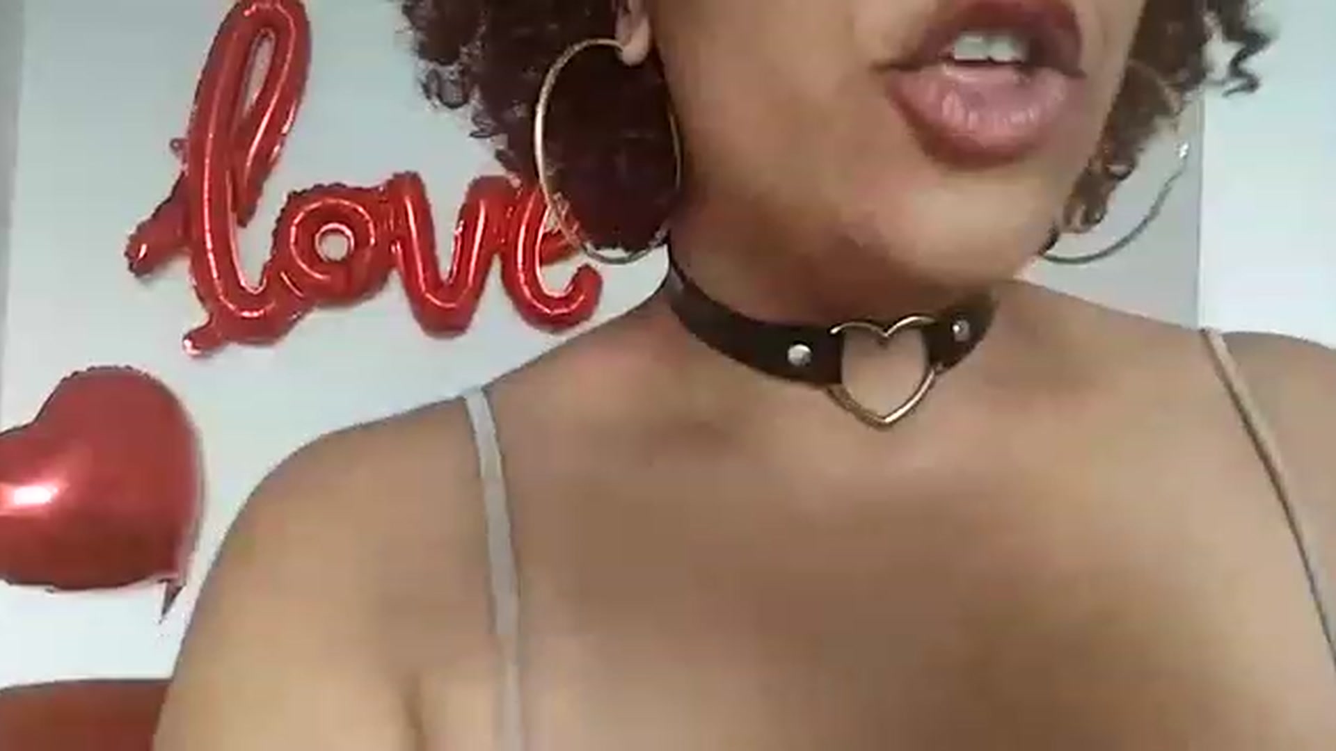 Gallery image thumbnail from Mysticbae's myfreecams stream on, 03/07/2023, 24:37 image 13 of 20
