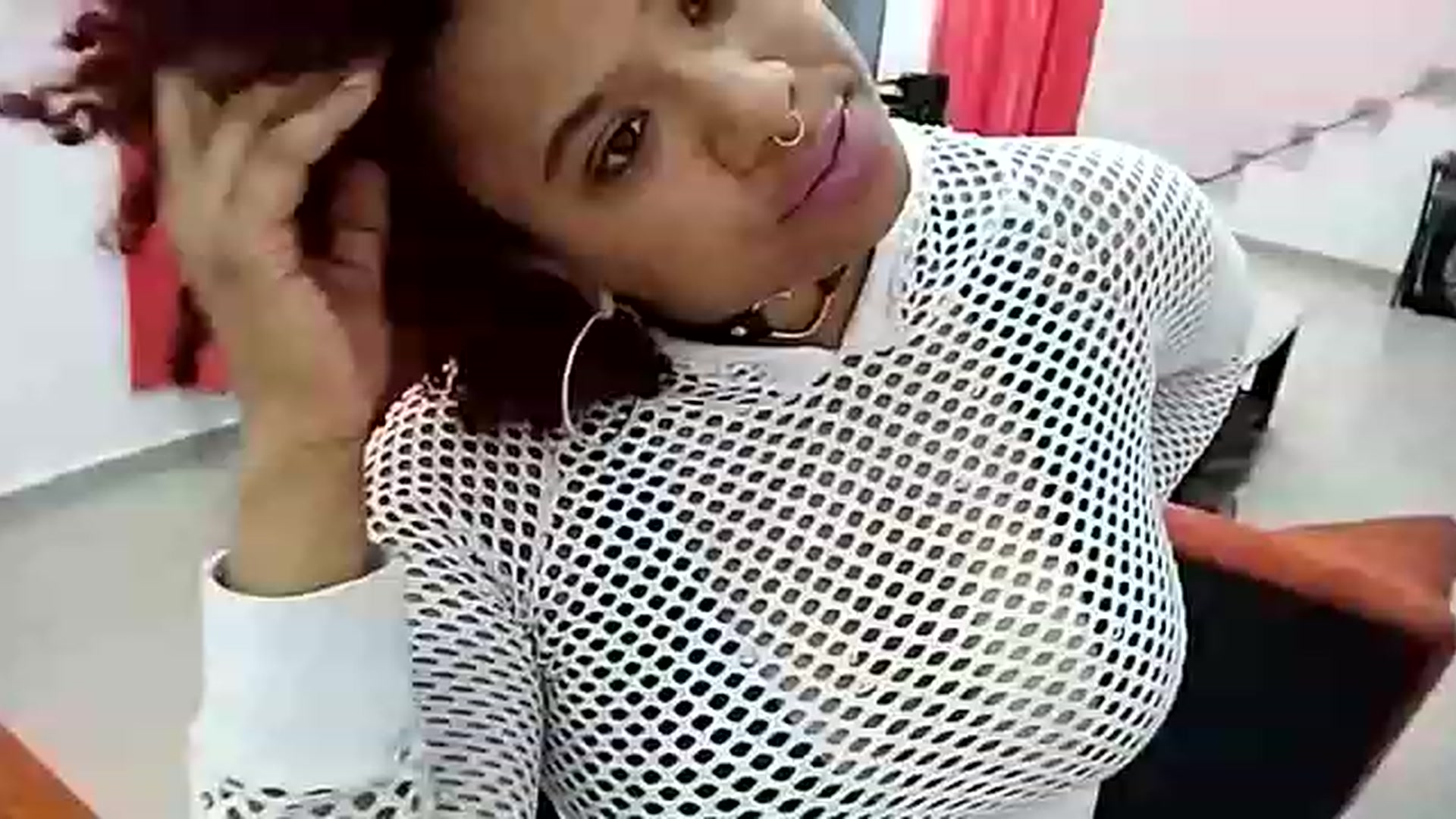 Gallery image thumbnail from Mysticbae's myfreecams stream on, 03/07/2023, 16:50 image 18 of 20