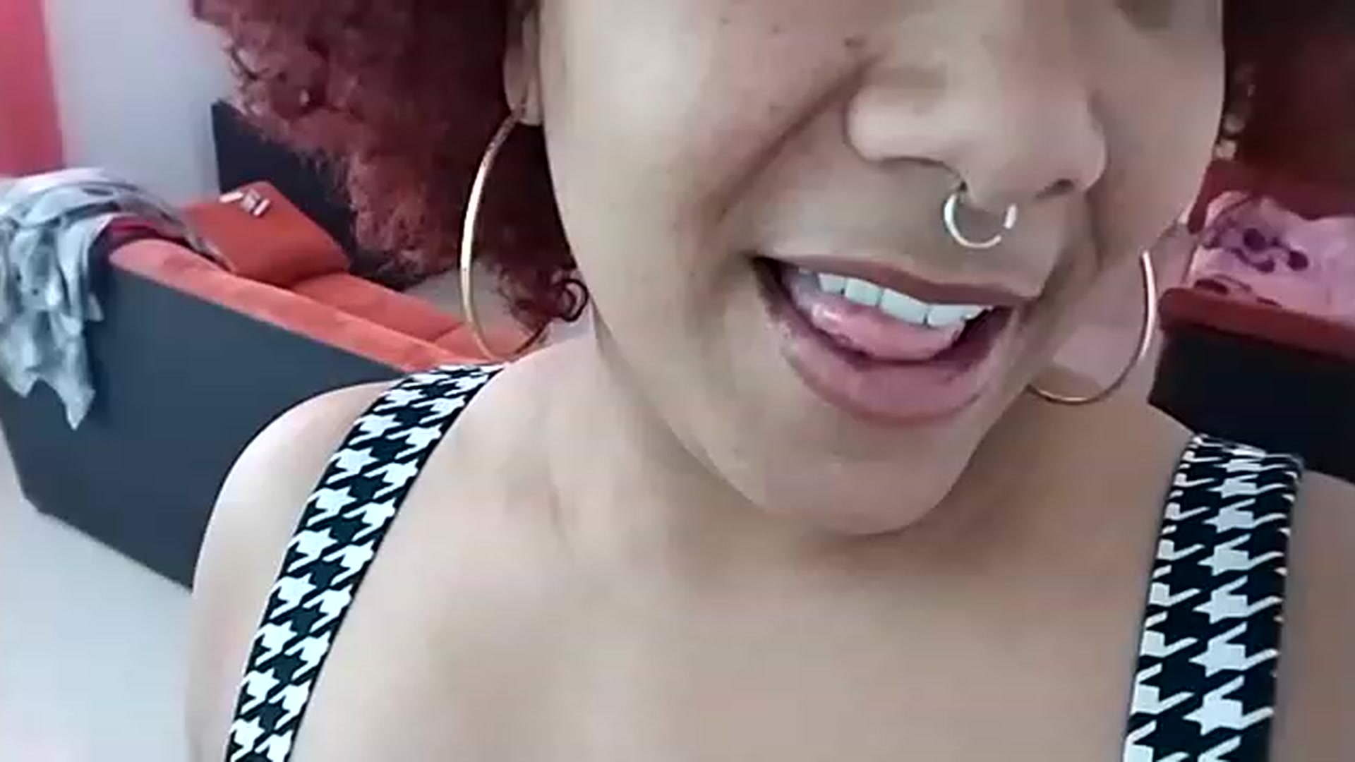 Gallery image thumbnail from Mysticbae's myfreecams stream on, 03/09/2023, 16:15 image 4 of 20