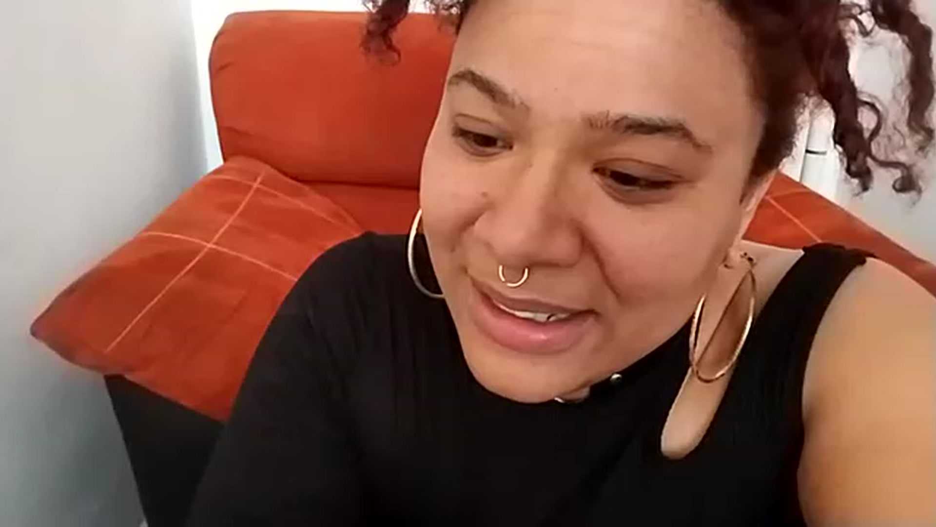 Gallery image thumbnail from Mysticbae's myfreecams stream on, 03/28/2023, 24:27 image 10 of 20