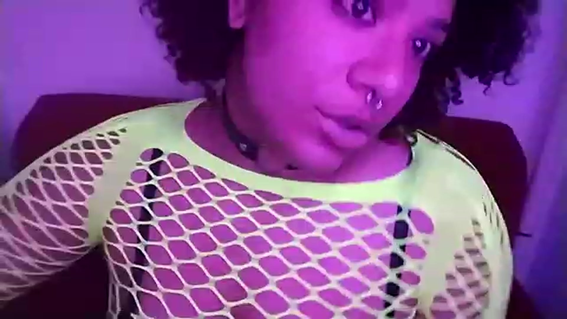 Gallery image thumbnail from Mysticbae's myfreecams stream on, 04/16/2023, 01:28 image 9 of 20