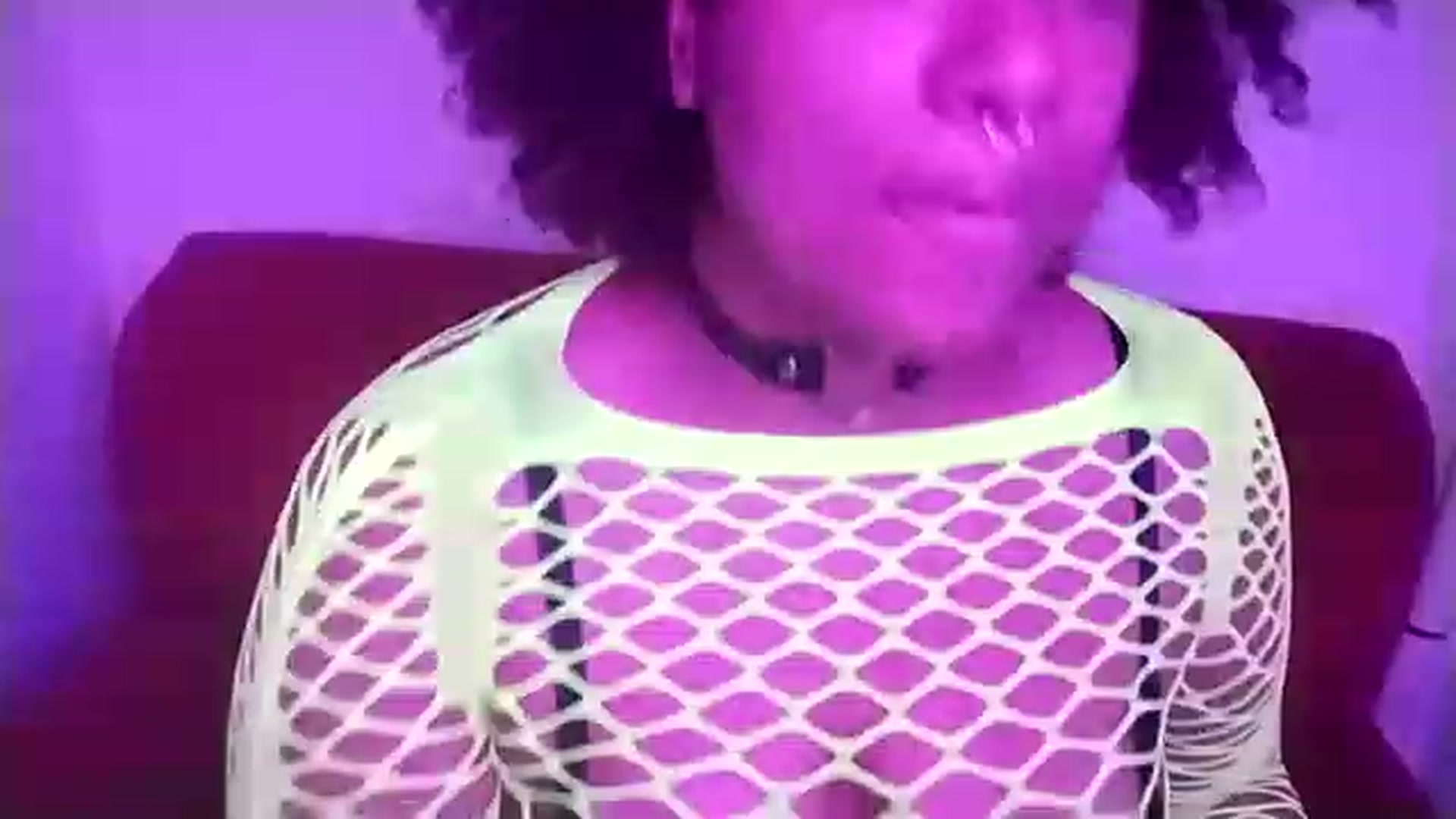 Gallery image thumbnail from Mysticbae's myfreecams stream on, 04/16/2023, 01:28 image 10 of 20