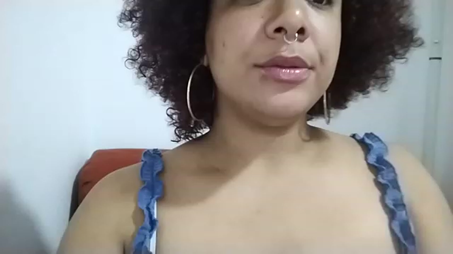 Gallery image thumbnail from Mysticbae's myfreecams stream on, 04/28/2023, 02:40 image 5 of 20