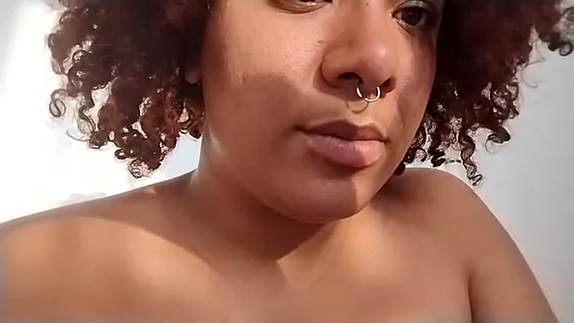 Gallery image thumbnail from Mysticbae's myfreecams stream on, 05/03/2023, 24:26 image 13 of 20