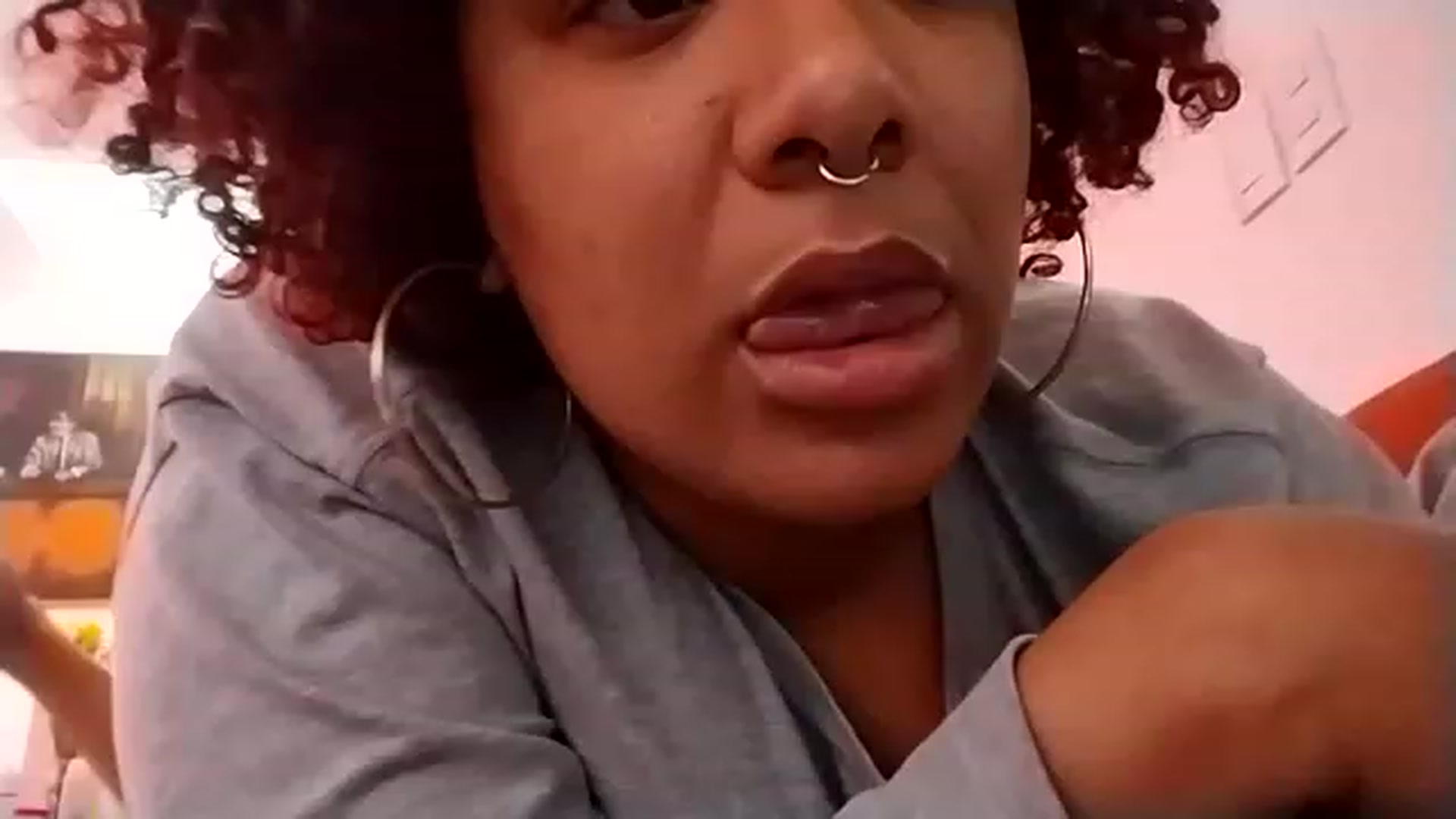Gallery image thumbnail from Mysticbae's myfreecams stream on, 05/03/2023, 18:09 image 12 of 20