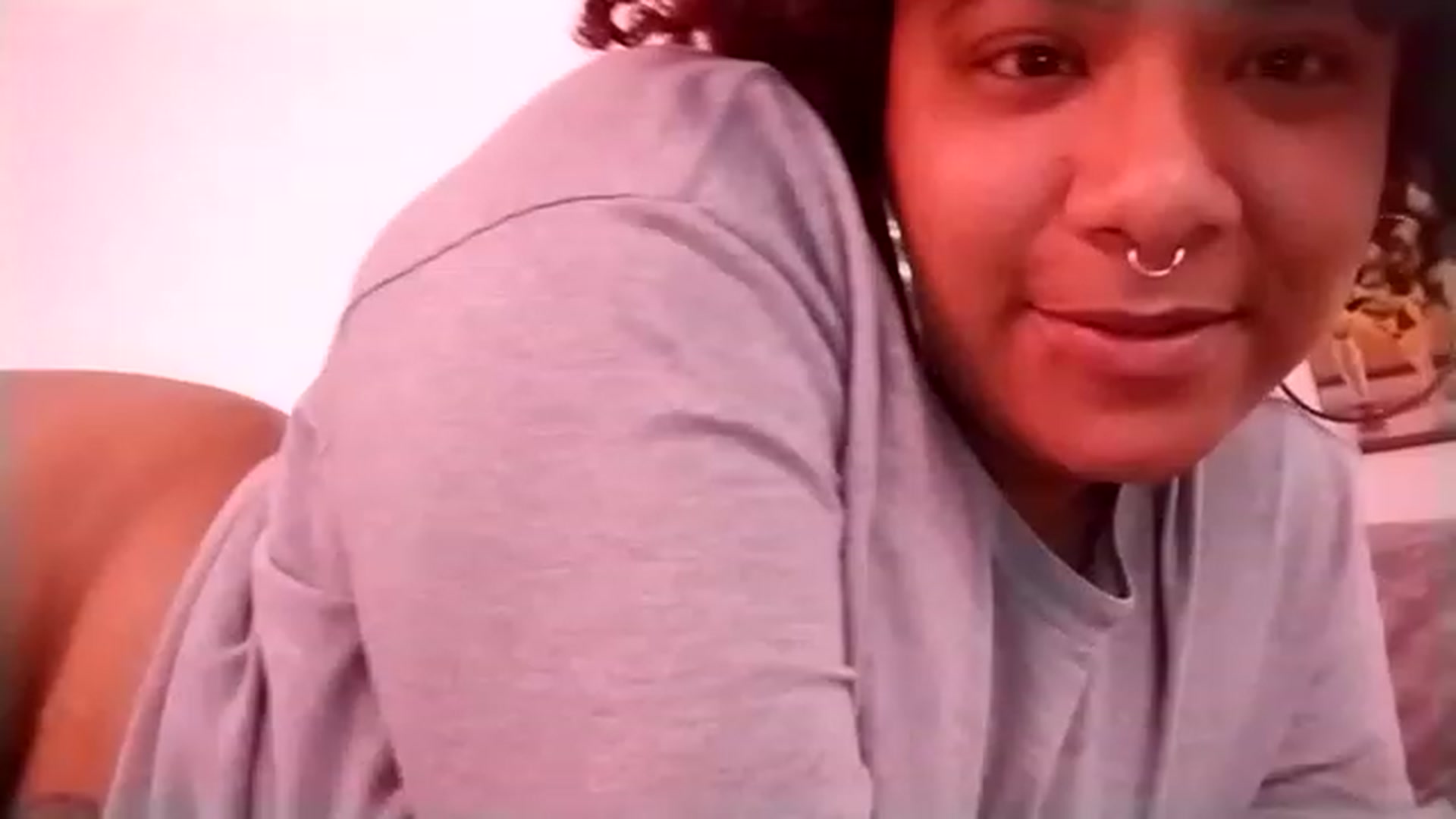 Gallery image thumbnail from Mysticbae's myfreecams stream on, 05/03/2023, 18:09 image 16 of 20