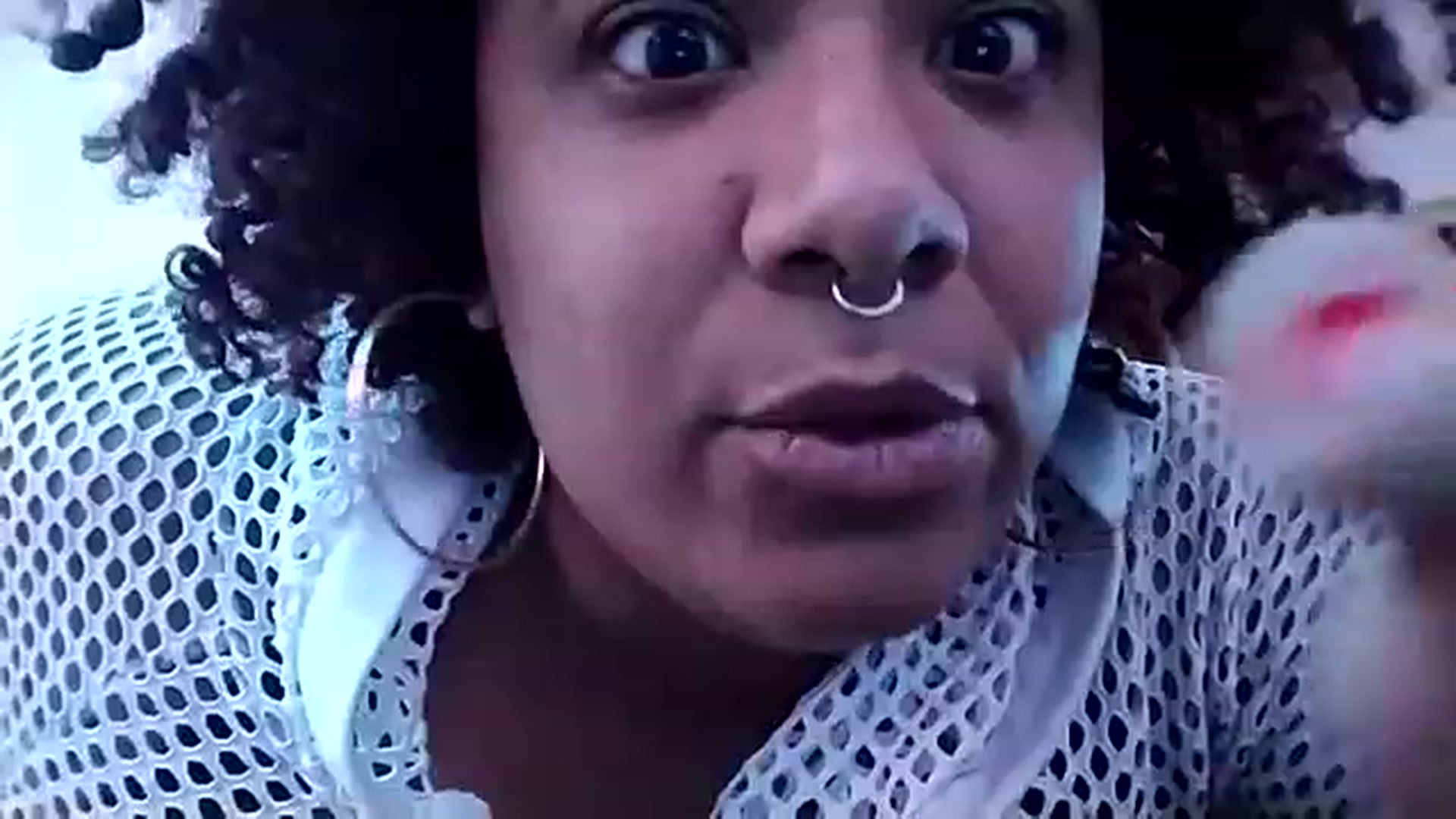 Gallery image thumbnail from Mysticbae's myfreecams stream on, 05/04/2023, 17:51 image 14 of 20
