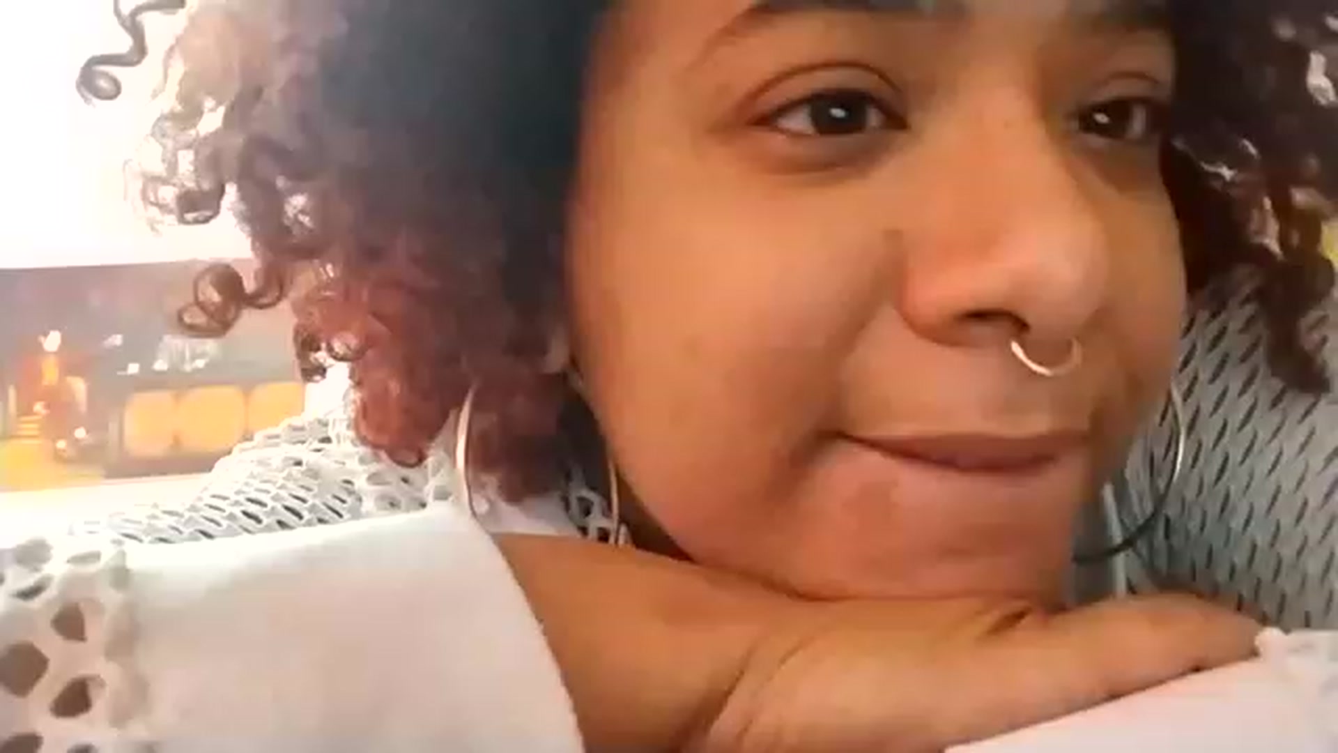 Gallery image thumbnail from Mysticbae's myfreecams stream on, 05/04/2023, 18:32 image 13 of 20