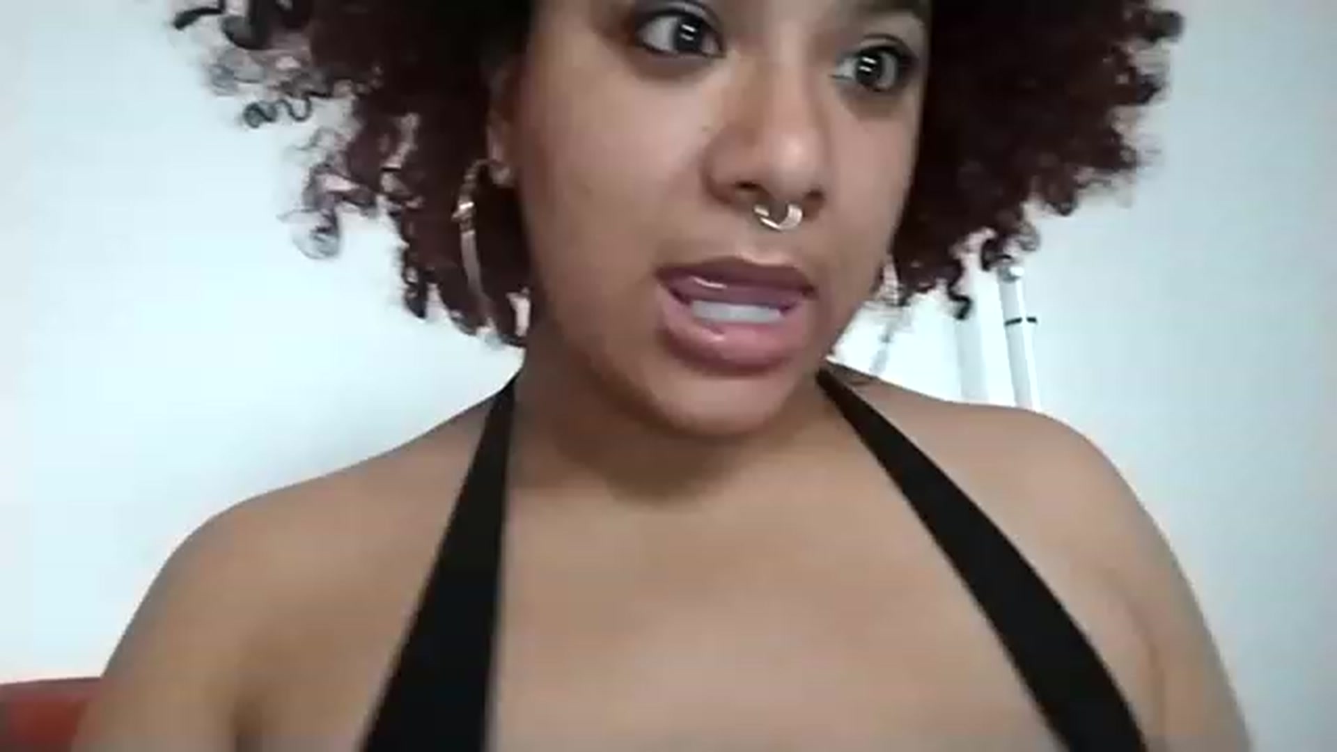 Gallery image thumbnail from Mysticbae's myfreecams stream on, 05/11/2023, 24:54 image 17 of 20