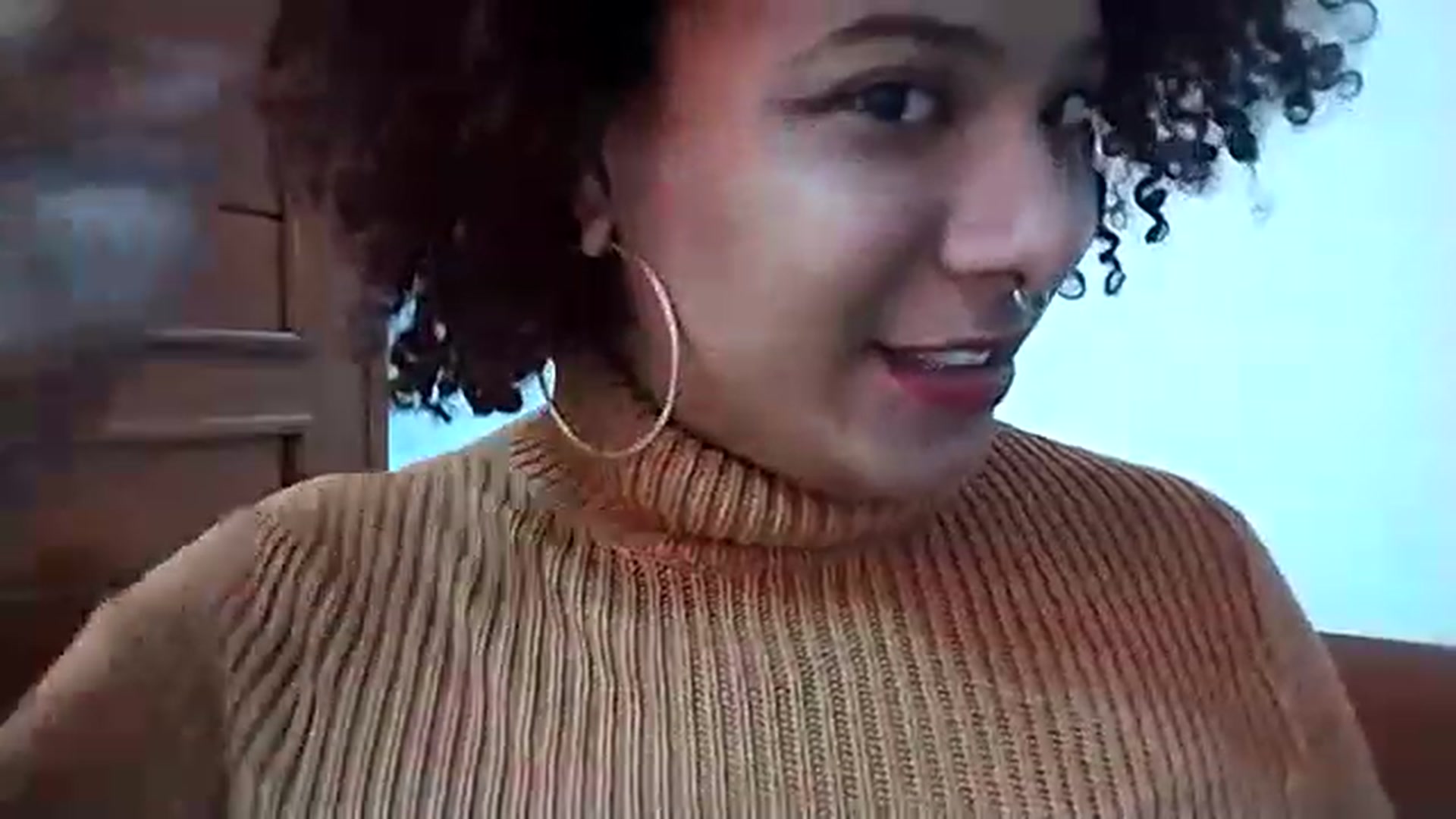 Gallery image thumbnail from Mysticbae's myfreecams stream on, 05/14/2023, 19:47 image 16 of 20