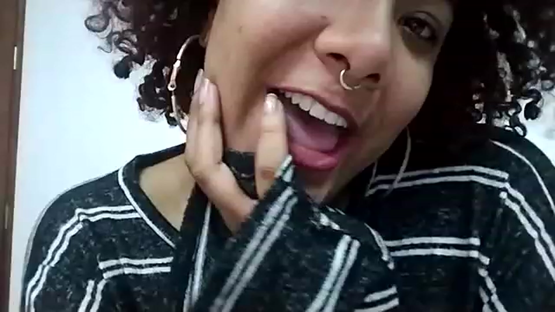 Gallery image thumbnail from Mysticbae's myfreecams stream on, 05/15/2023, 24:02 image 12 of 20