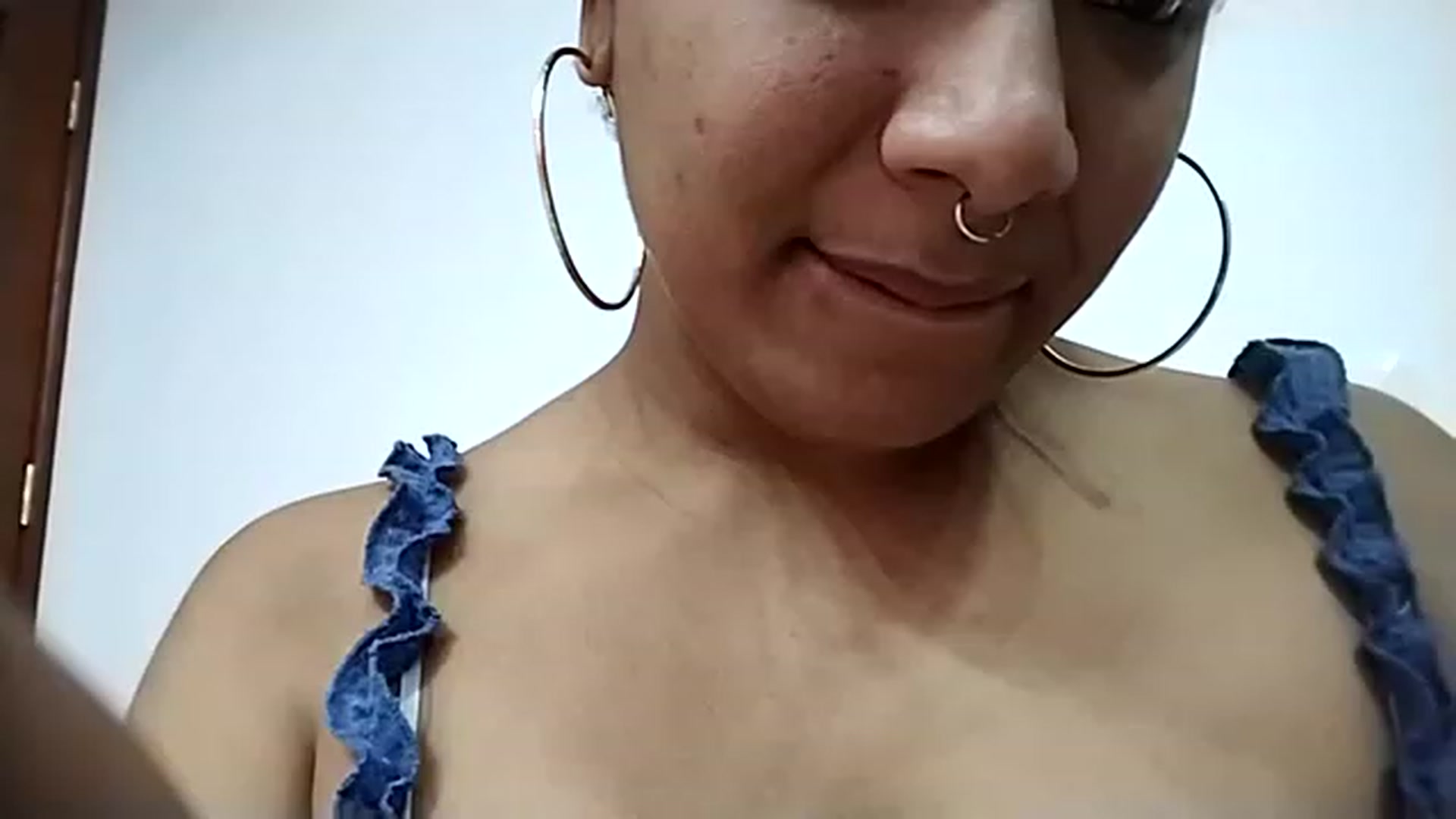Gallery image thumbnail from Mysticbae's myfreecams stream on, 05/17/2023, 24:30 image 19 of 20